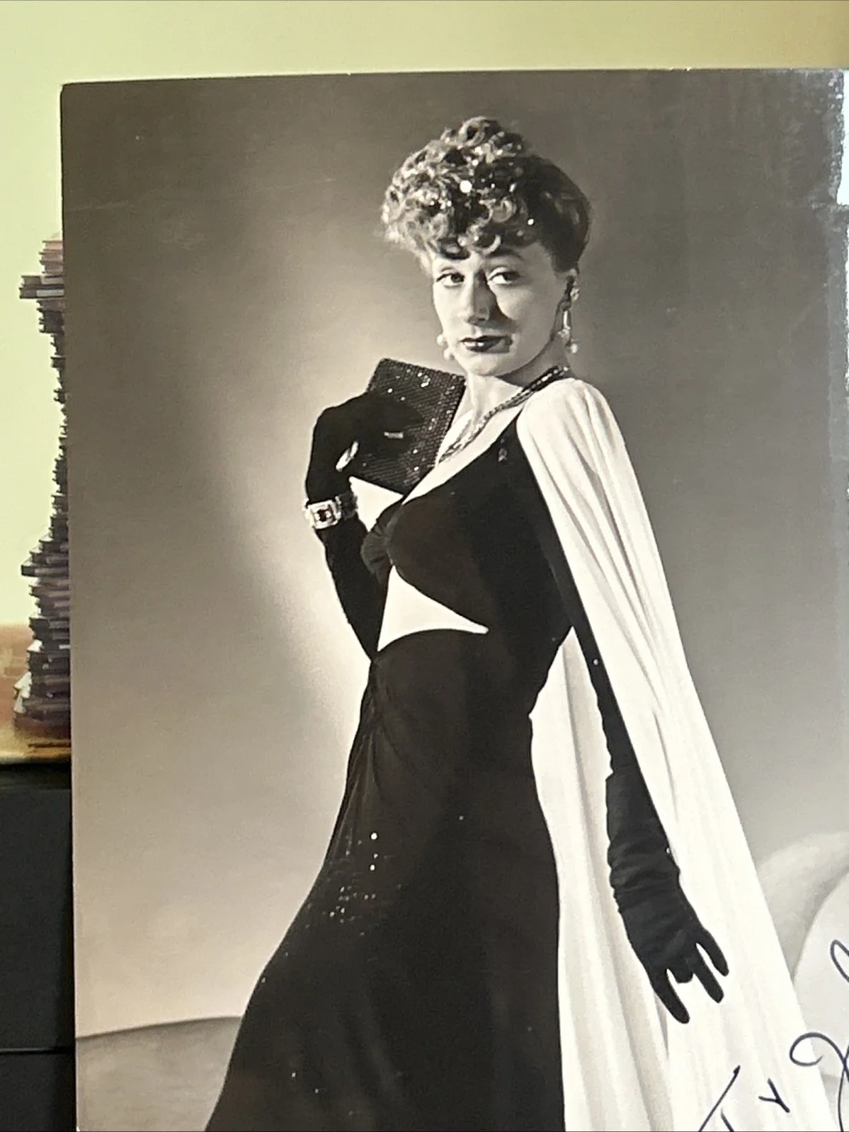Original June Havoc Signed 6x9 Press Photo Powder Town t346, image 2