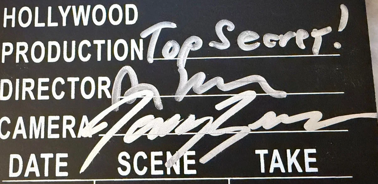 David, Jerry Zucker Brothers — David and Jerry Zucker Signed TOP SECRET! Inscription Director Clapboard JSA COA, изображение 2