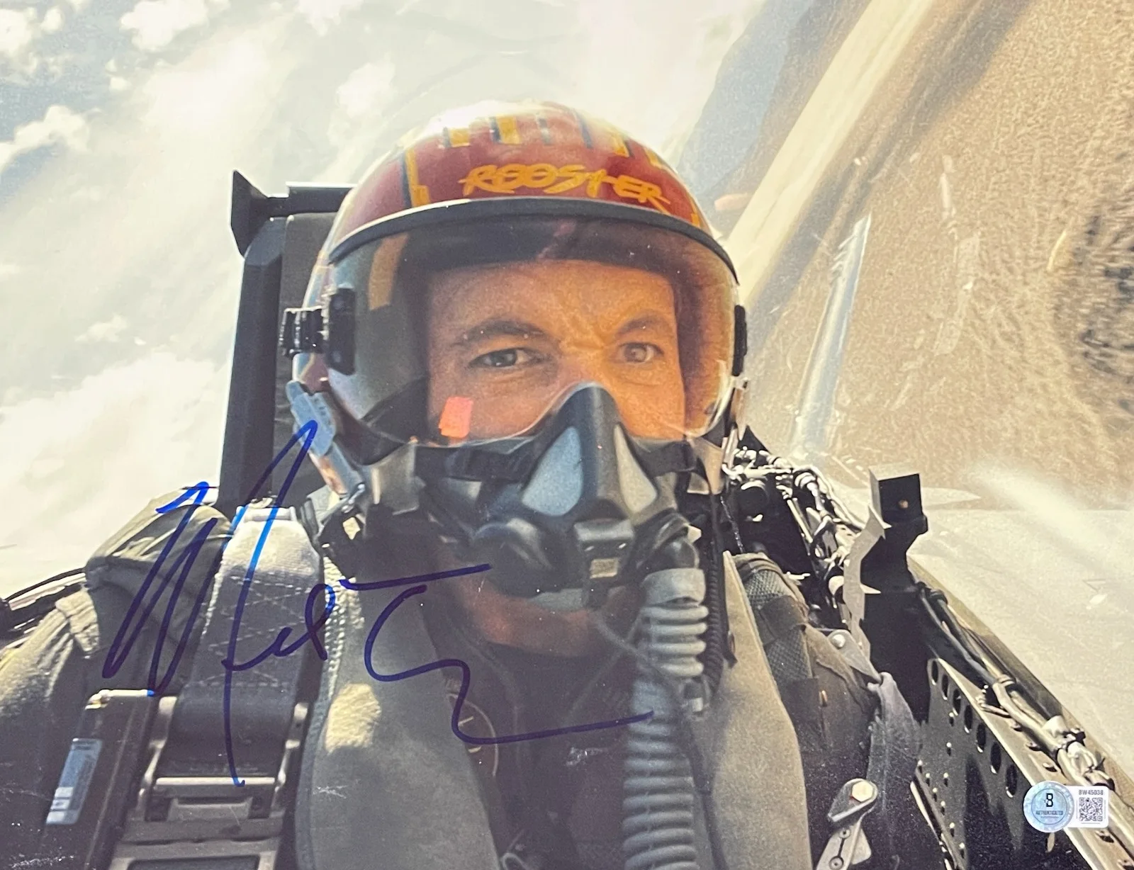Miles Teller — Miles Teller Signed 11x14 Photo Top Gun Maverick Authentic Autograph Beckett
