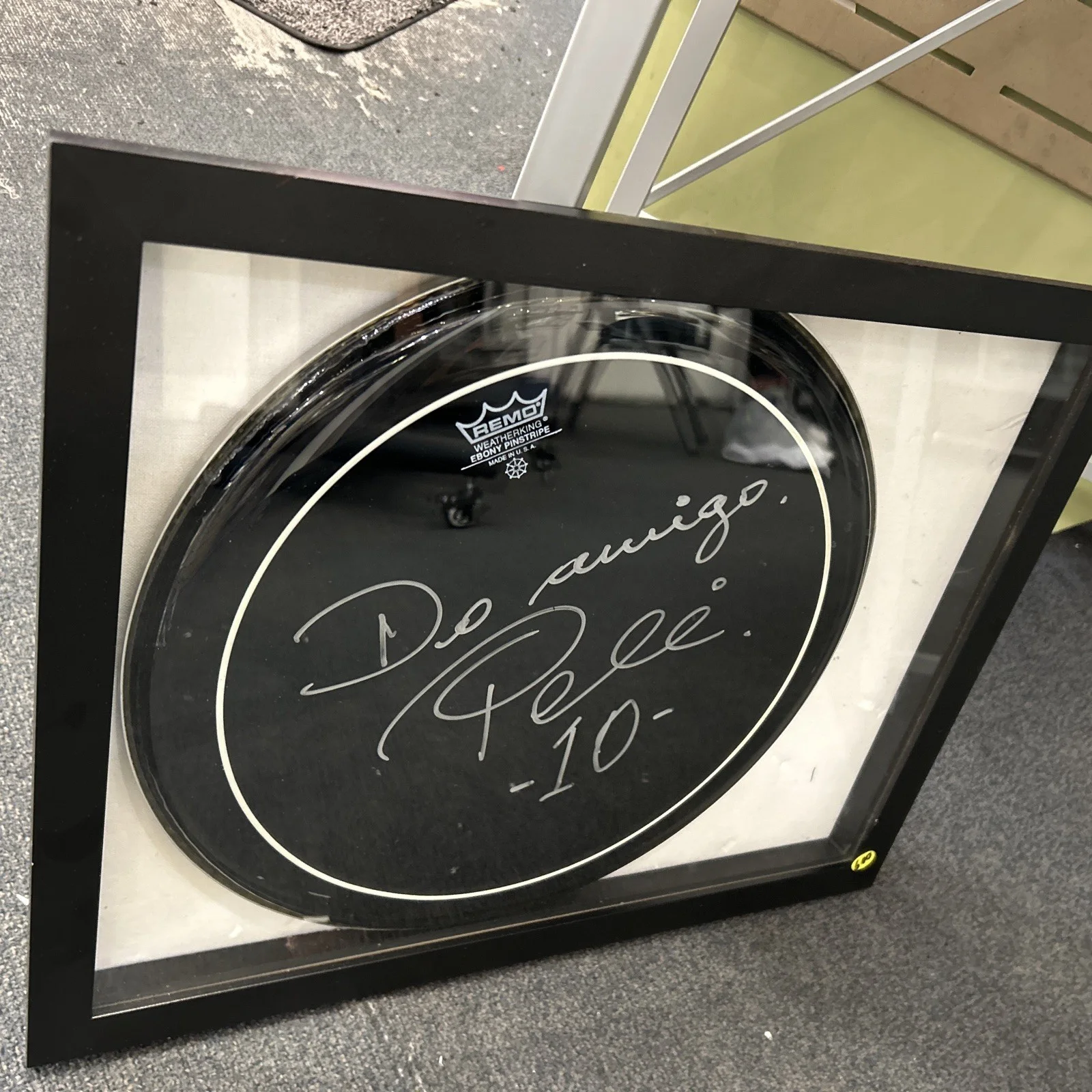 Soccer Great Pele Autographed Black Drumhead Insribed #10 PSA/DNA Authenticated, image 2