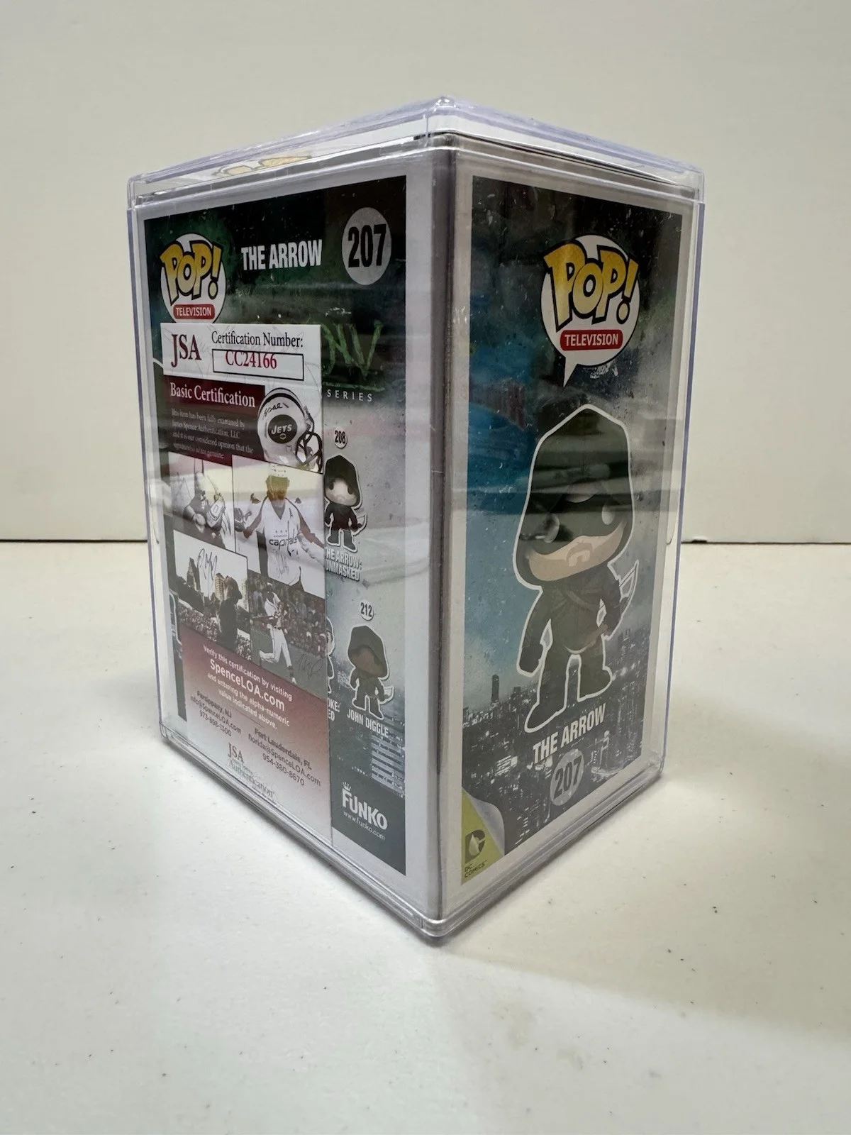 Stephen Amell — Funko Pop The Arrow 207 Signed By Stephen Amell JSA NEW, image 2