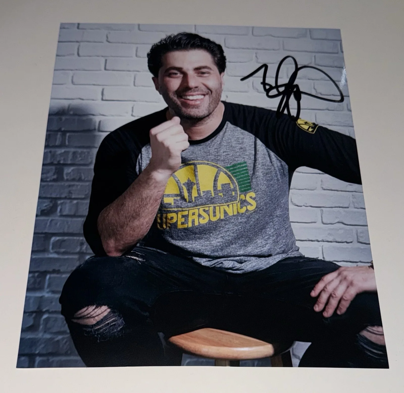 Adam Ray — ADAM RAY SIGNED 8X10 PHOTO COMEDIAN DR PHIL KILL TONY COMEDY AUTOGRAPH