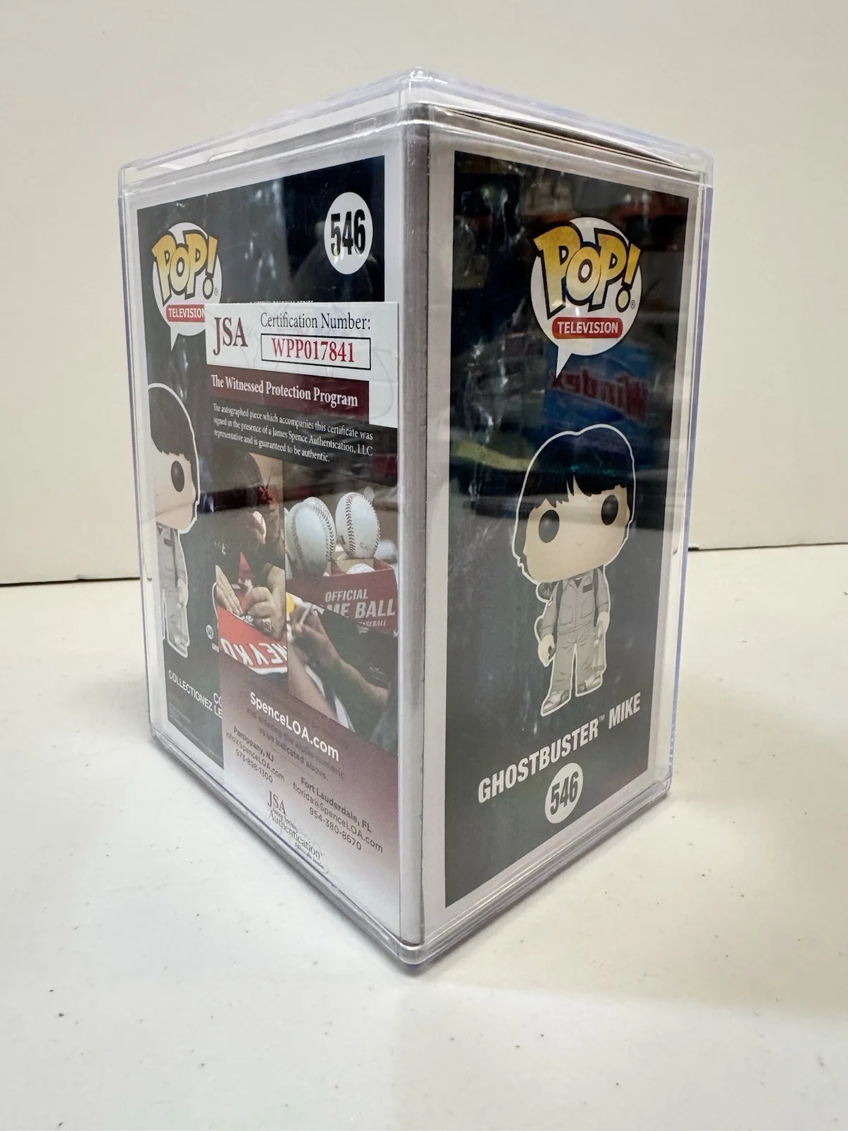Finn Wolfhard — Funko Pop Ghostbuster Mike 546 Signed By Finn Wolfhard Stranger Things JSA NEW, изображение 2