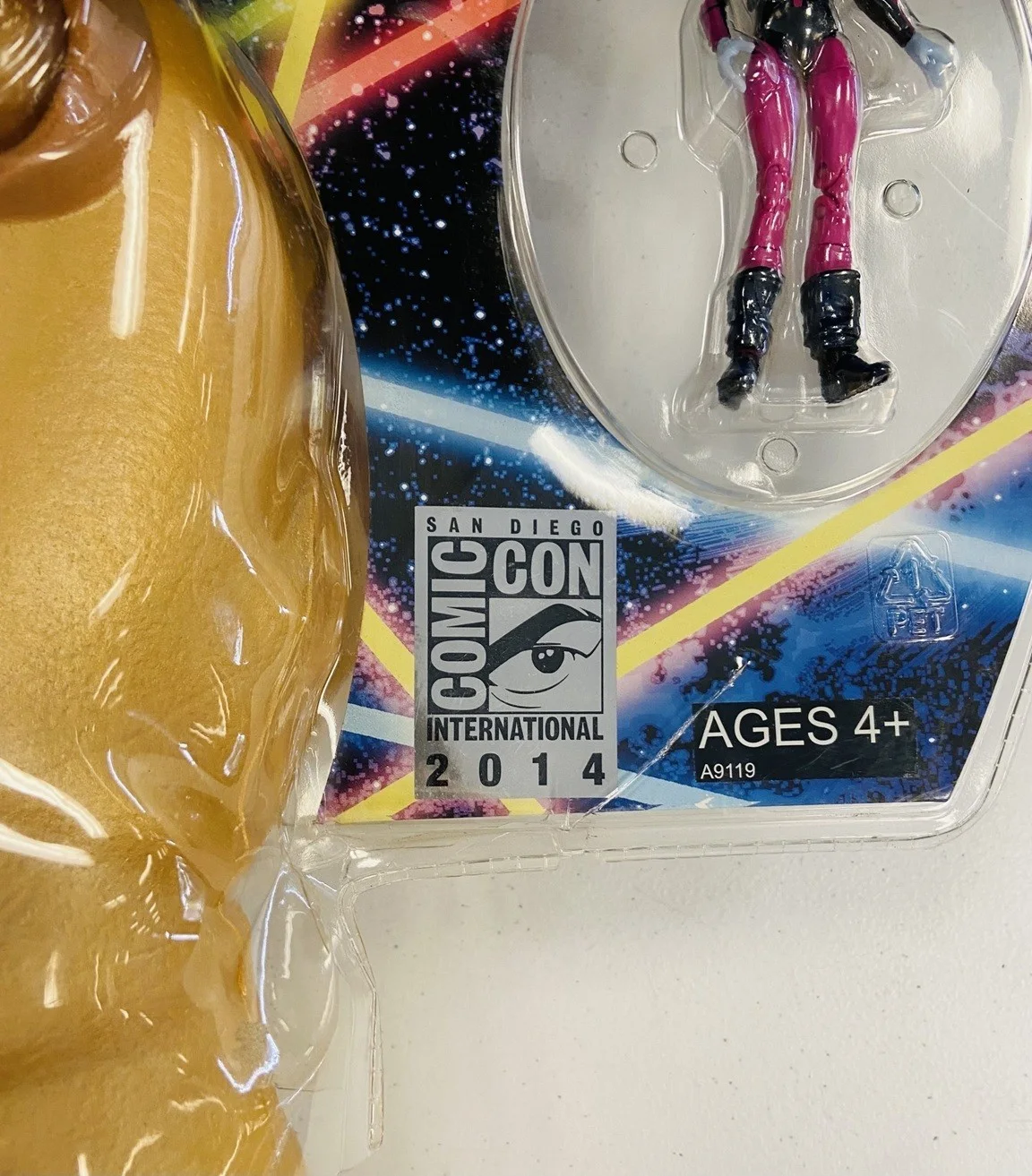 Stan Lee — 2014 SDCC Hasbro Infinity Gauntlet w/Lights & Action Figures Set Signed Stan Lee, image 4