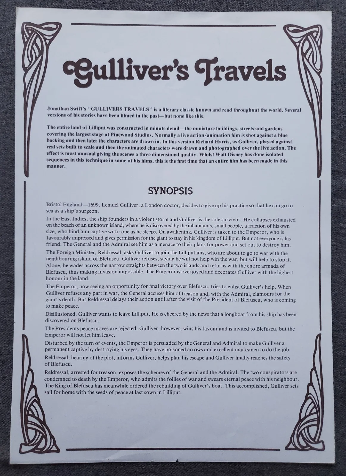 GULLIVER'S TRAVELS - VINTAGE 1977 PRESSBOOK & SYNOPSIS SHEET - RICHARD HARRIS, изображение 5