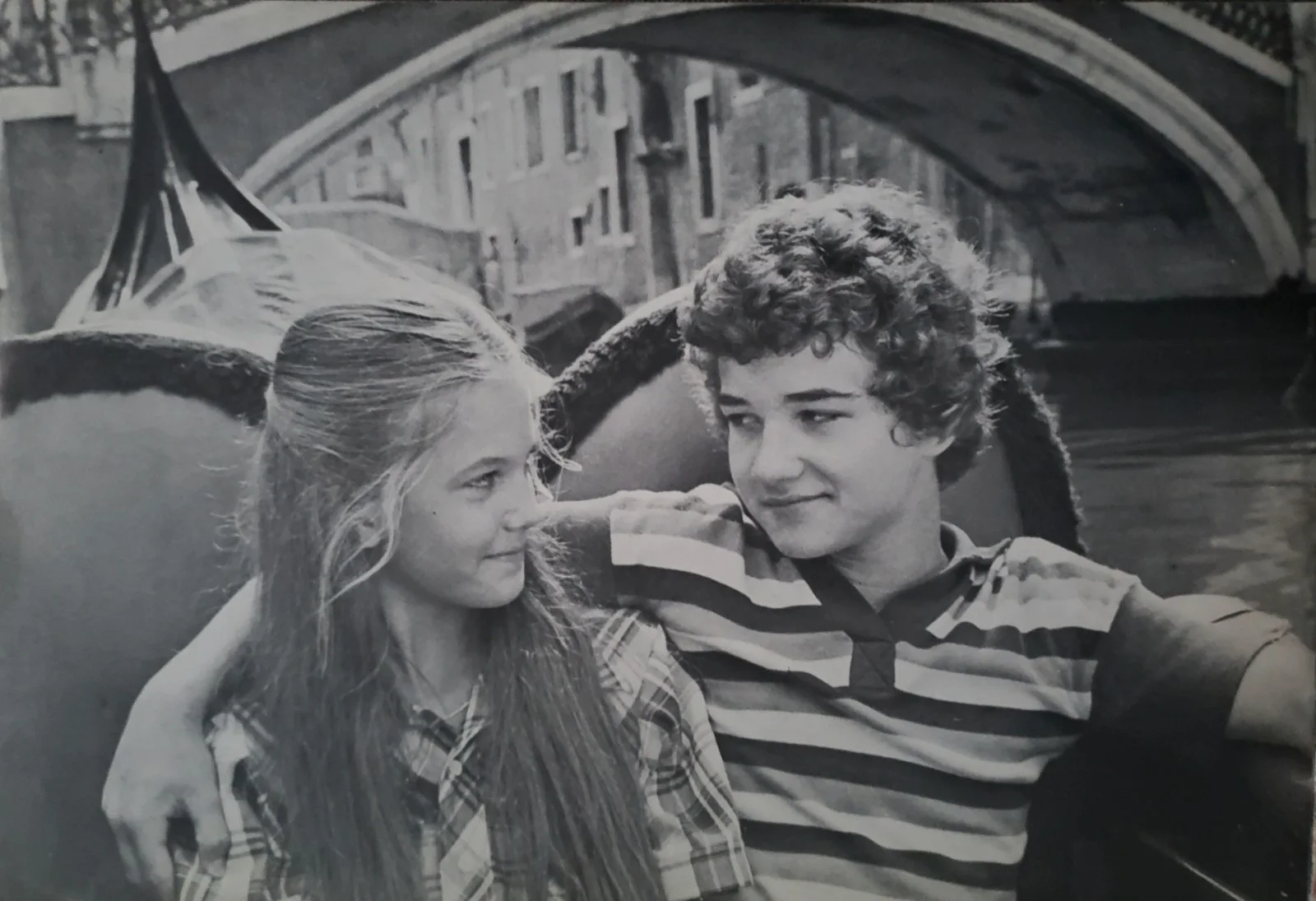 A LITTLE ROMANCE - VINTAGE 1979 HIGH QUALITY PUBLICITY BROCHURE - DIANE LANE, image 5