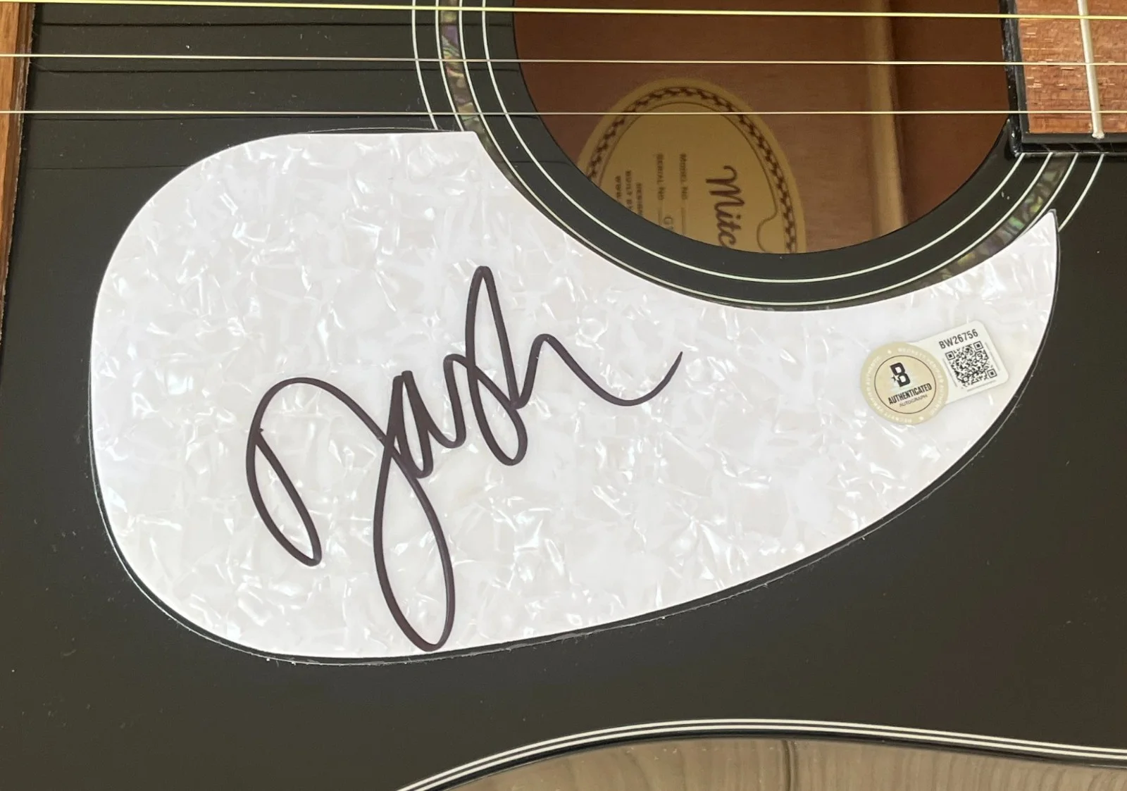 DASHA SIGNED AUTOGRAPH 41" F/S ACOUSTIC GUITAR w/EXACT PROOF & BECKETT COA, image 3