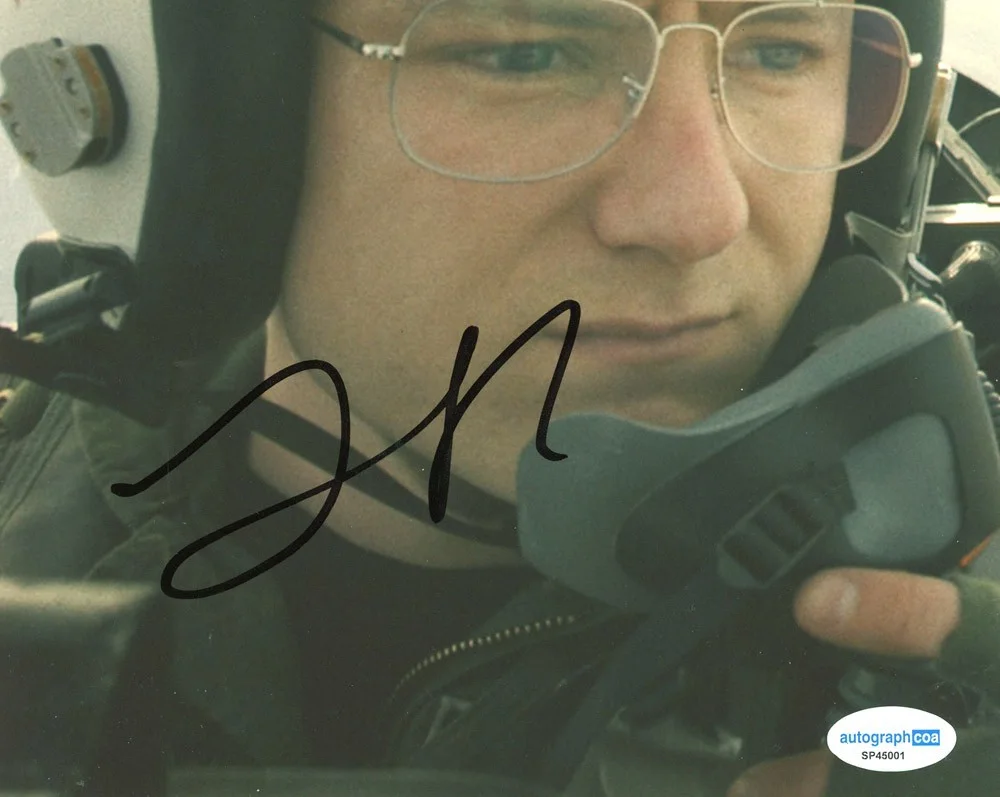 Lewis Pullman — Lewis Pullman signed "TOP GUN: MAVERICK" 8x10 Photo d EXACT PROOF Bob ACOA COA, image 5