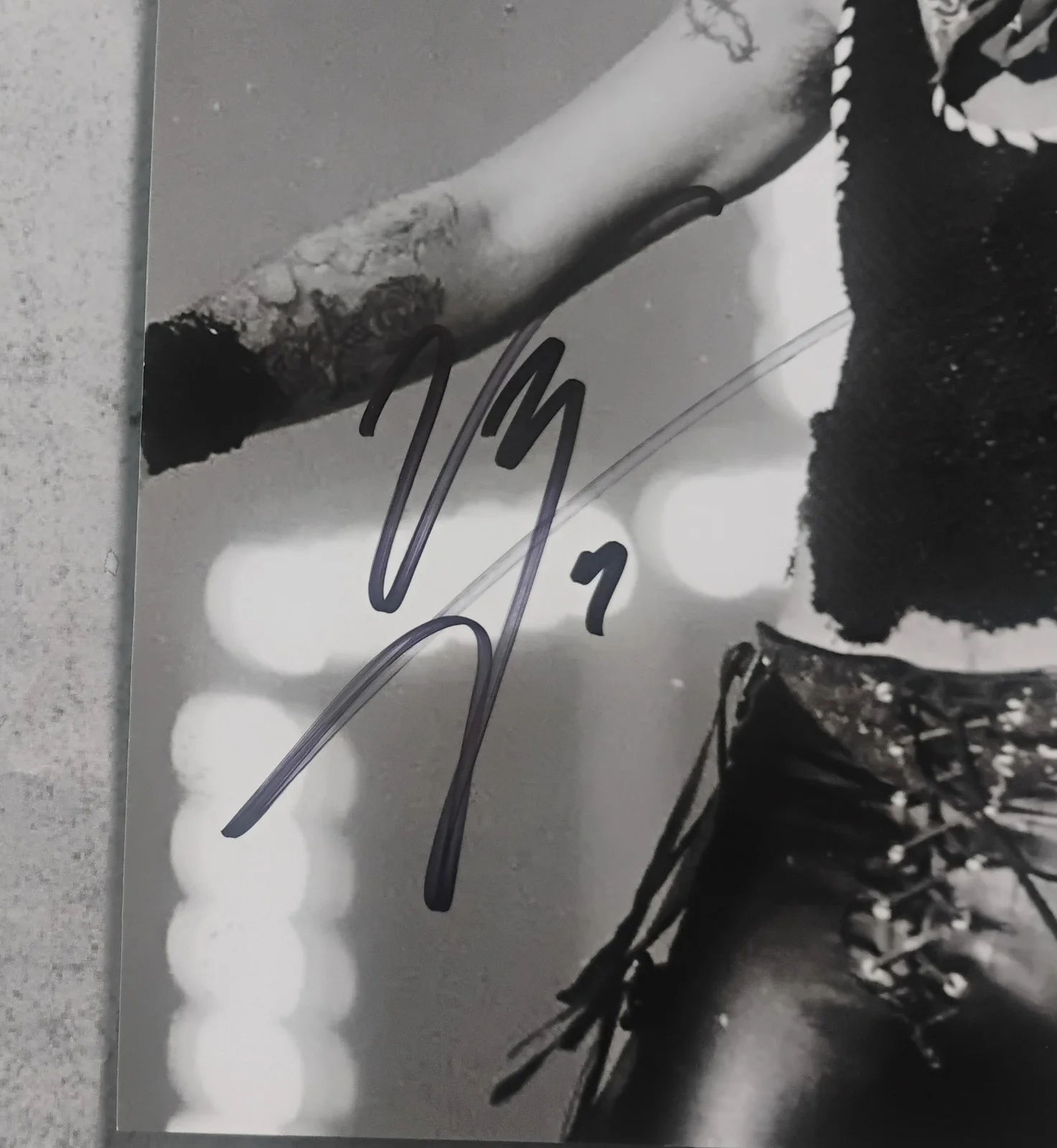 Vince Neil Hand Signed Autograph 8x10 Photo COA Motley Crue NO US TARIFFS, image 3