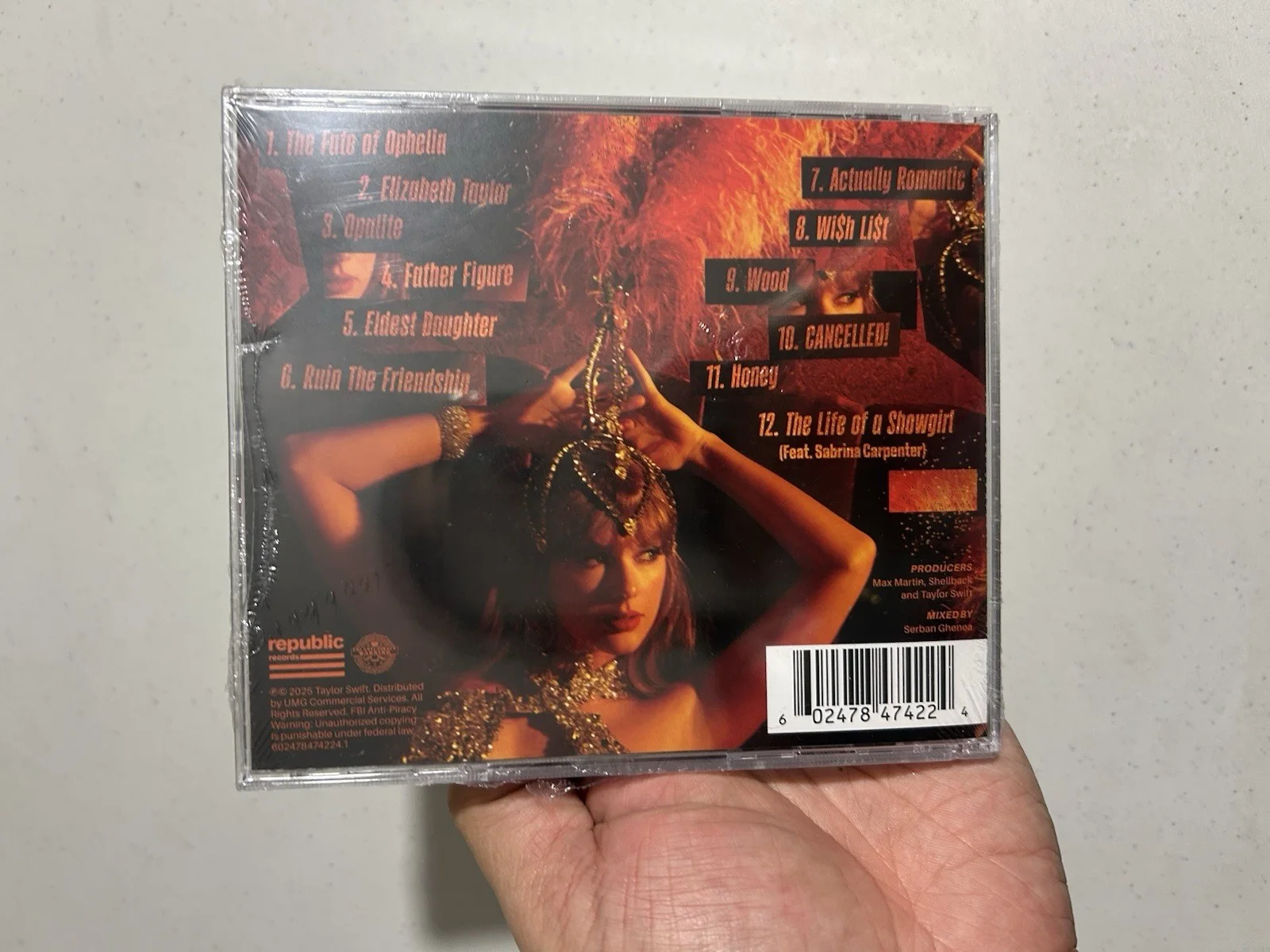 Taylor Swift The Life of a Showgirl CD Brand New Sealed, изображение 2