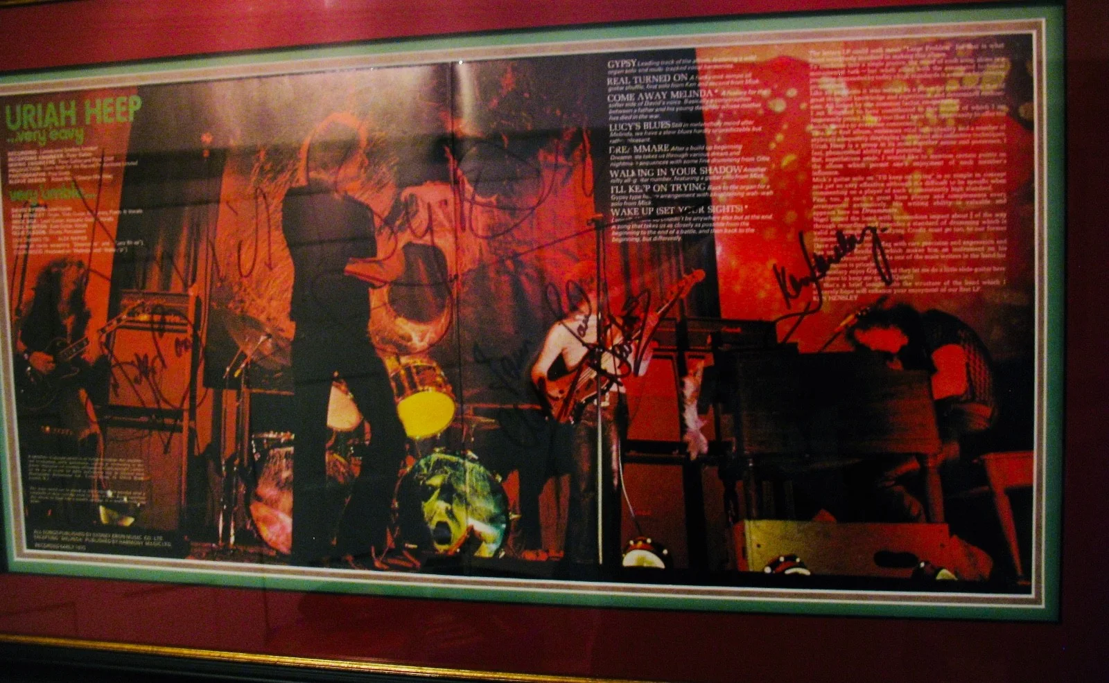 URIAH HEEP-Mega Rare Fully Autographed VERY EAVY Album By All 5 Original Members, image 4
