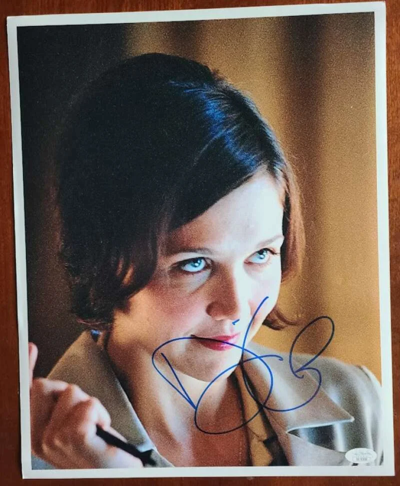 Maggie Gyllenhaal — Maggie Gyllenhaal JSA Coa Signed 11x14 Photo Autograph
