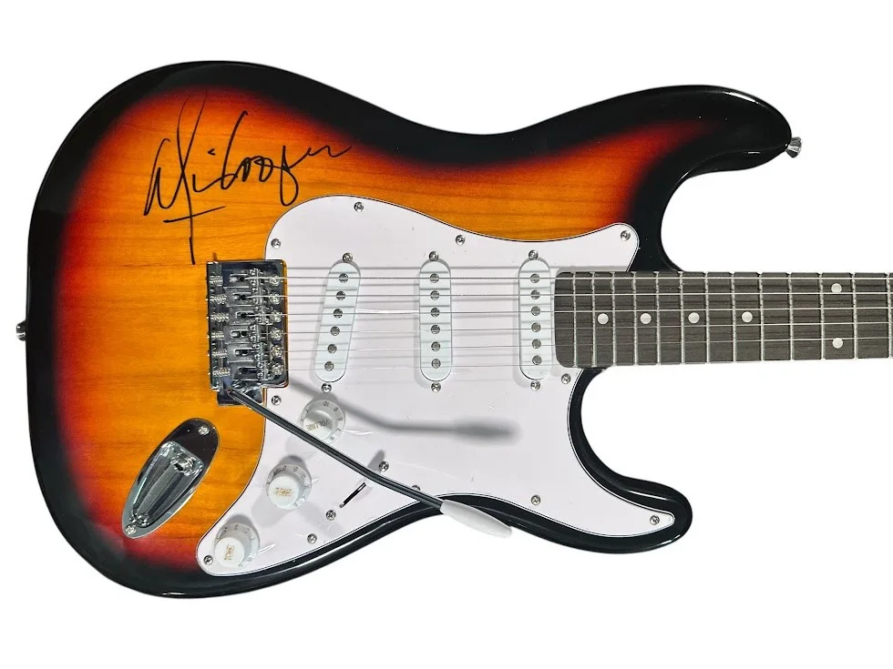 Alice Cooper Signed Full-Size Electric Guitar (Beckett), image 2