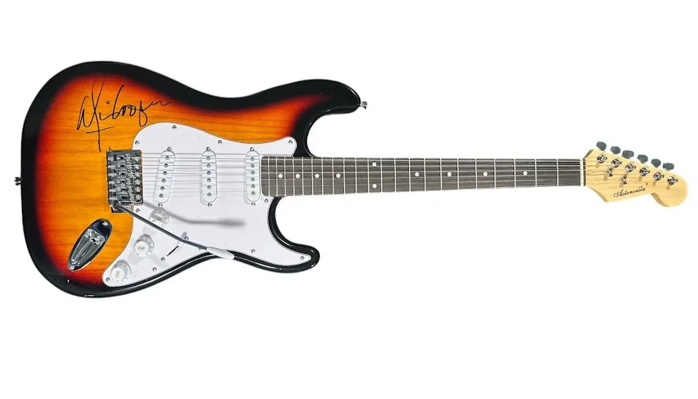 Alice Cooper Signed Full-Size Electric Guitar (Beckett), image 3