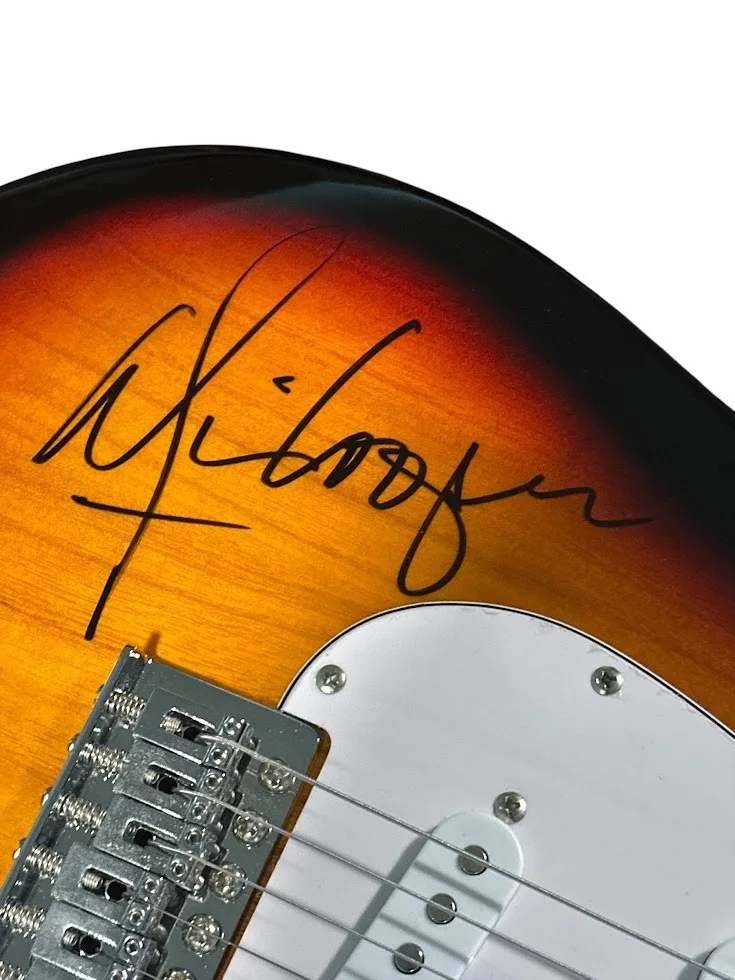 Alice Cooper Signed Full-Size Electric Guitar (Beckett), image 4