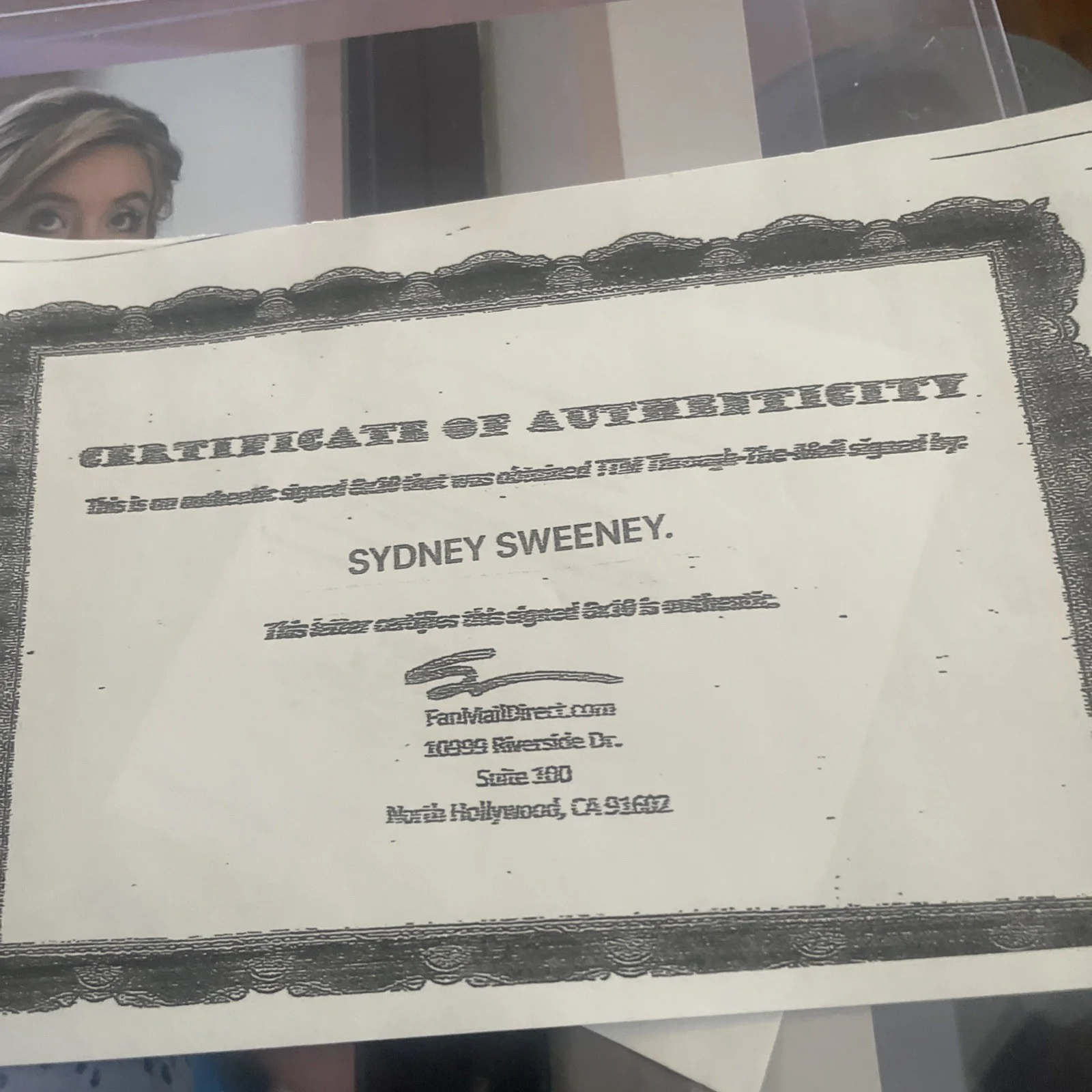 SYDNEY SWEENEY — SYDNEY SWEENEY Signed Autographed 8X10 Photo COA PSA Free Sydney Foot Card, изображение 3