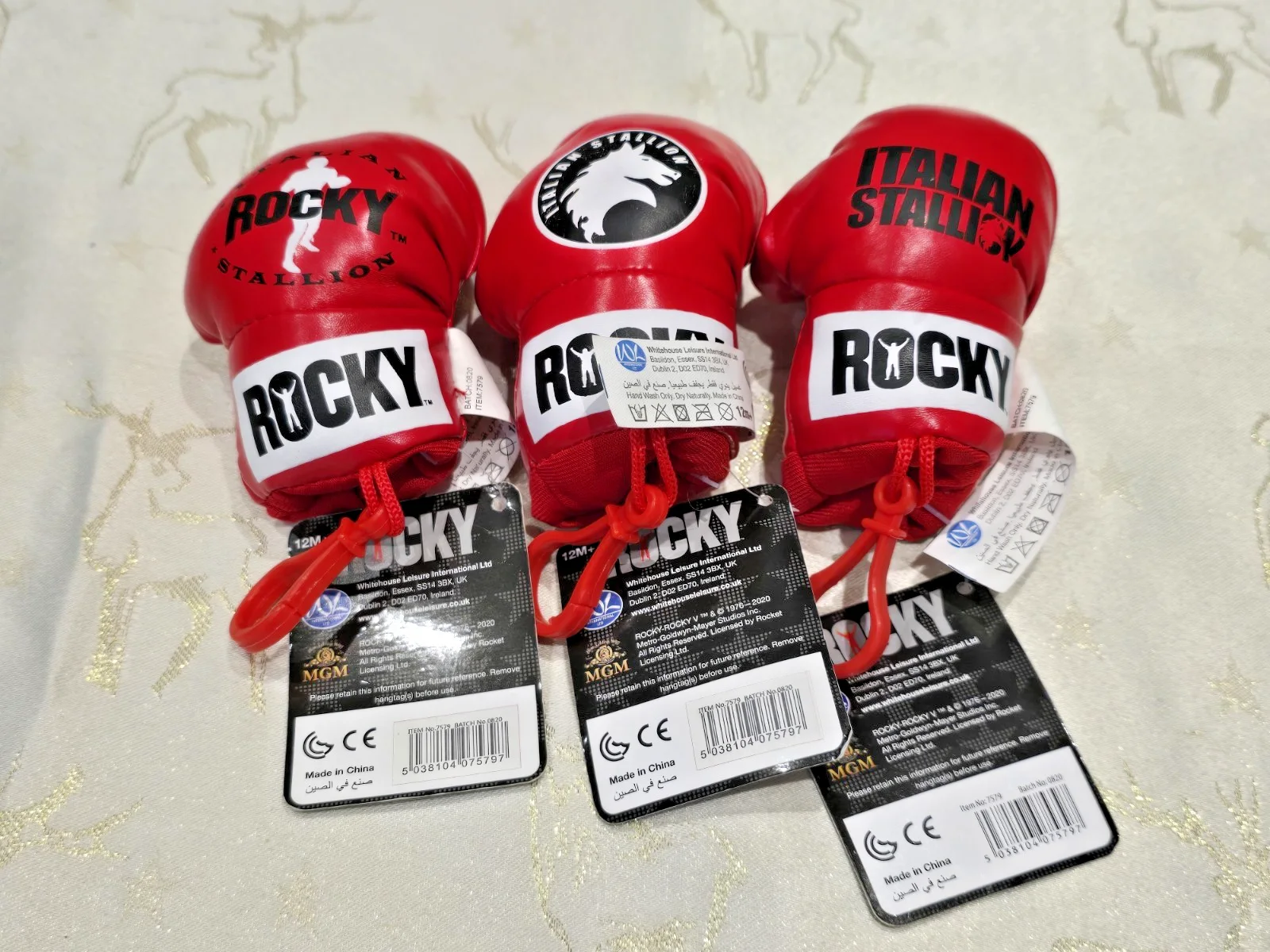 Rocky Collectable Boxing Glove, Italian Stallion, Mini Glove x 3 New with Tags, изображение 2