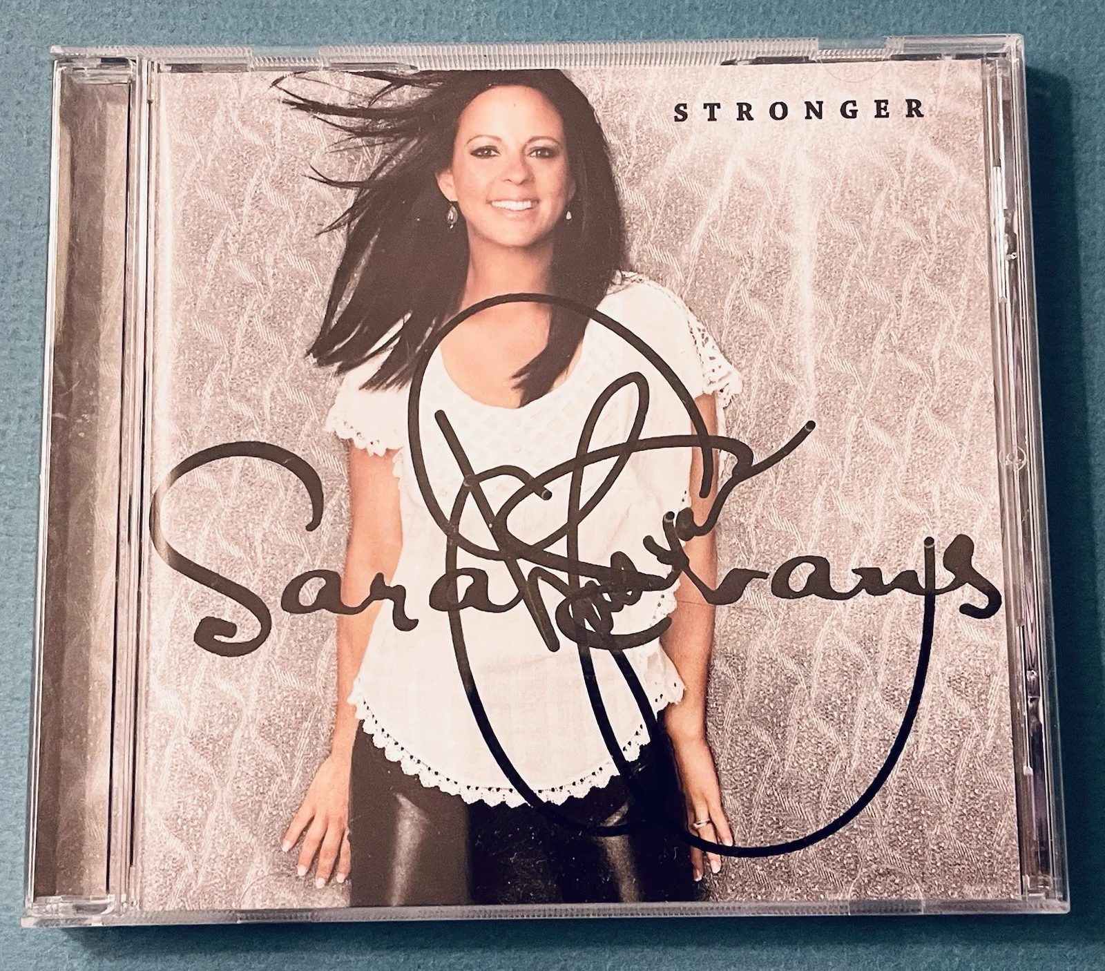 Sarah Evans Autographed Stronger CD Album Cover Signed Rare, изображение 2