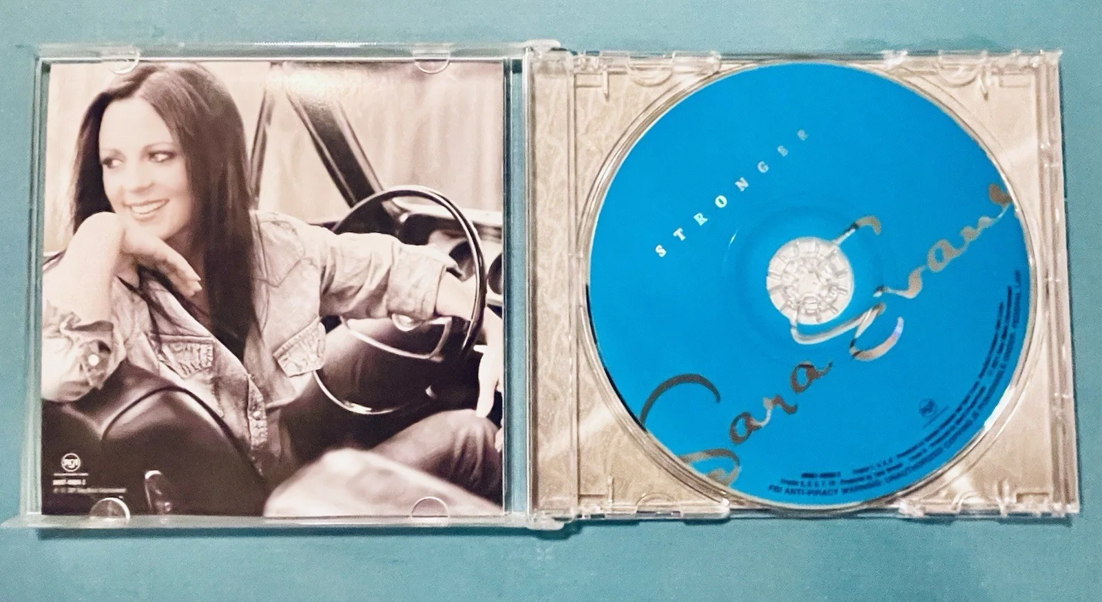 Sarah Evans Autographed Stronger CD Album Cover Signed Rare, изображение 3
