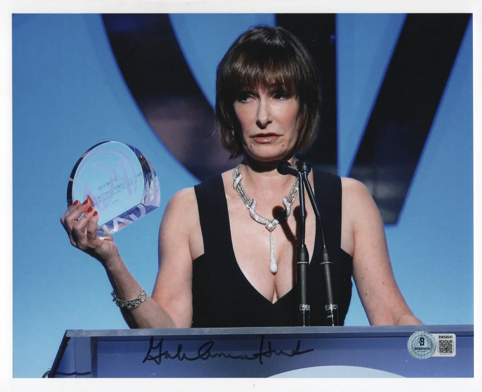 Gale Anne Hurd — Gale Anne Hurd autographed signed 8x10 photo Beckett BAS COA Producer Terminator