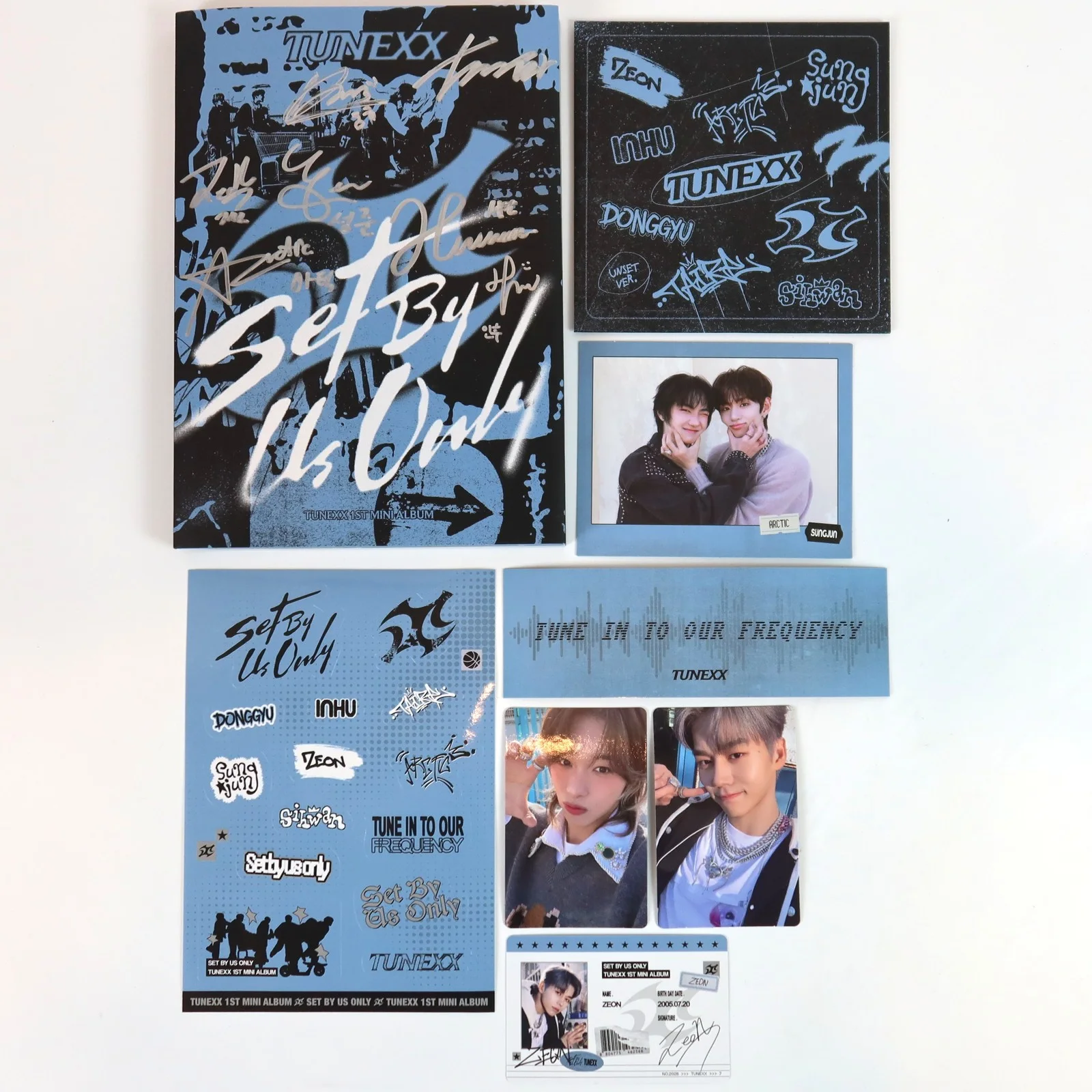 Tunexx - Set By Us Only [Unset Ver.] Signed 1st Mini Album CD Promo 2026, изображение 2