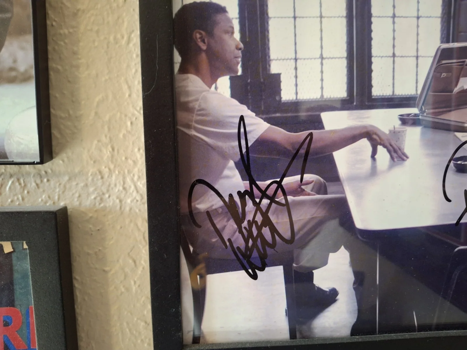 Denzel Washington and Russell Crowe Original Autographed Movie photograph., изображение 3