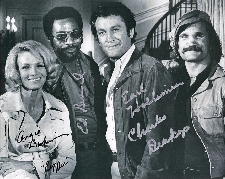 Angie Dickinson, Ed Bernard, Charles Dierkop, Earl Holliman — Police Woman Photo Signed Angie Dickinson, Ed Bernard, Earl Holliman + 1 COA