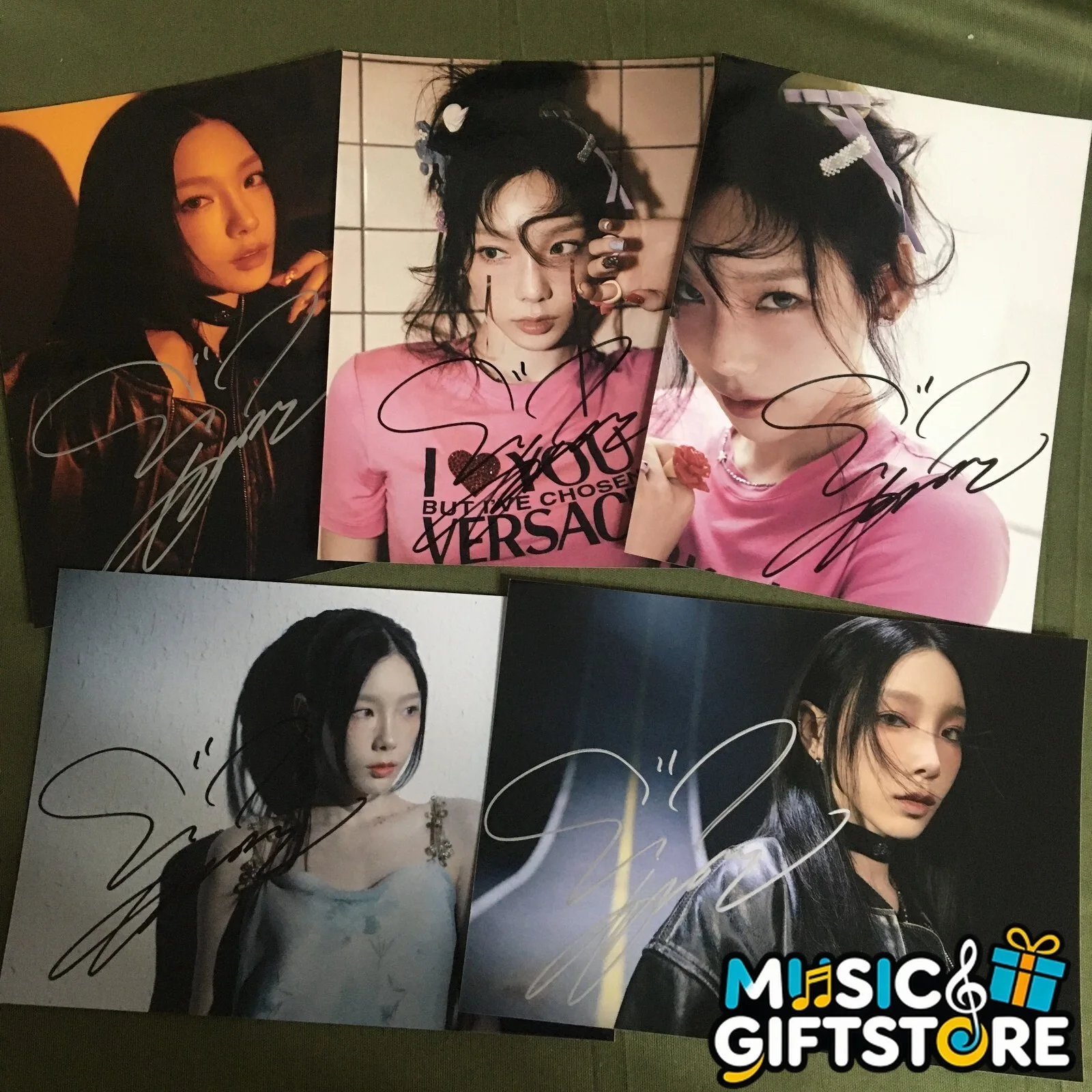 SNSD Kim TaeYeon Taeyeon To.X Autographed Signed Photo Autographs K-POP 2023 #MU, изображение 2