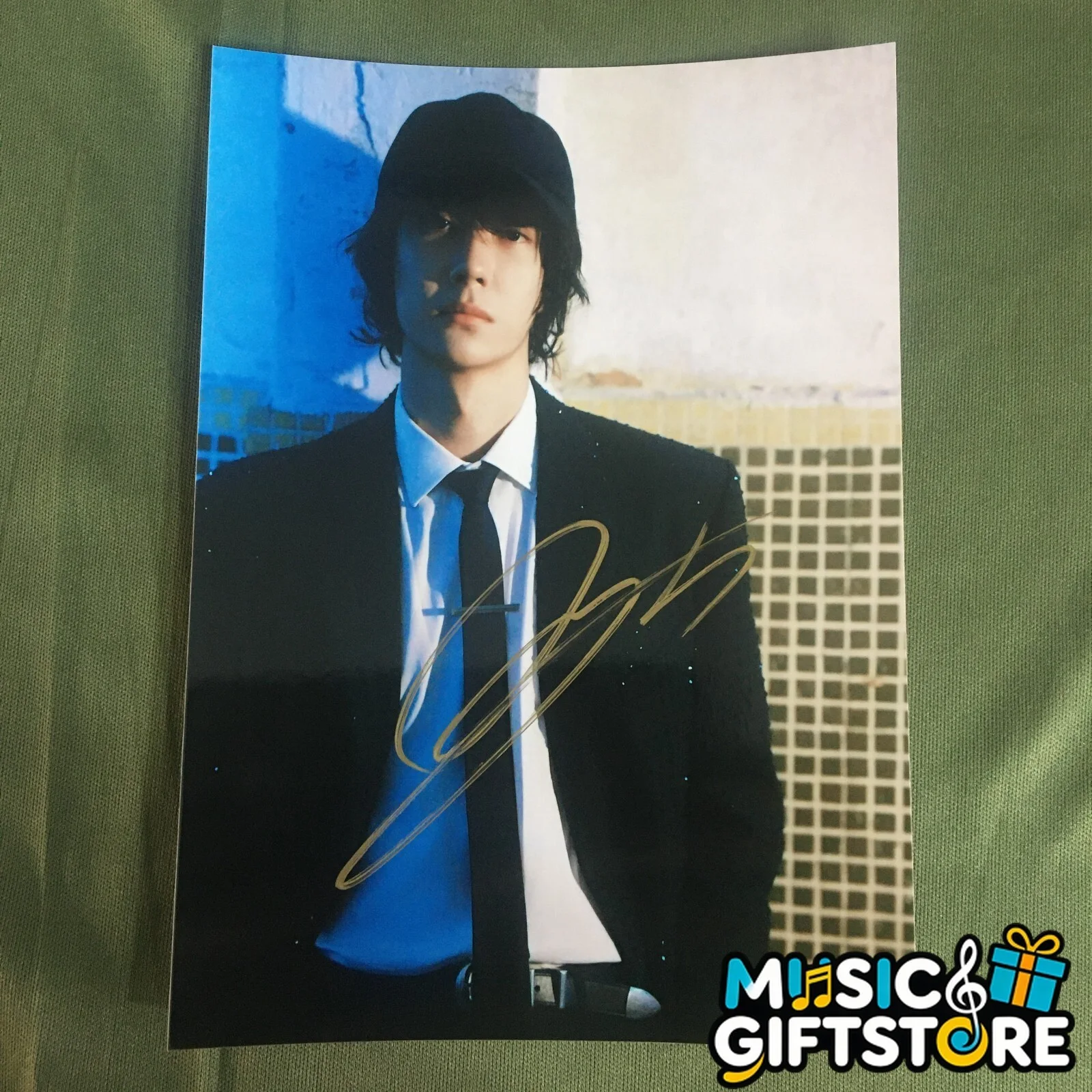 WANG YIBO YI BO PHOTO CARD PICTURE SIGNED AUTOGRAPHED GIFTS COLLECTION 2023E #MU, изображение 4
