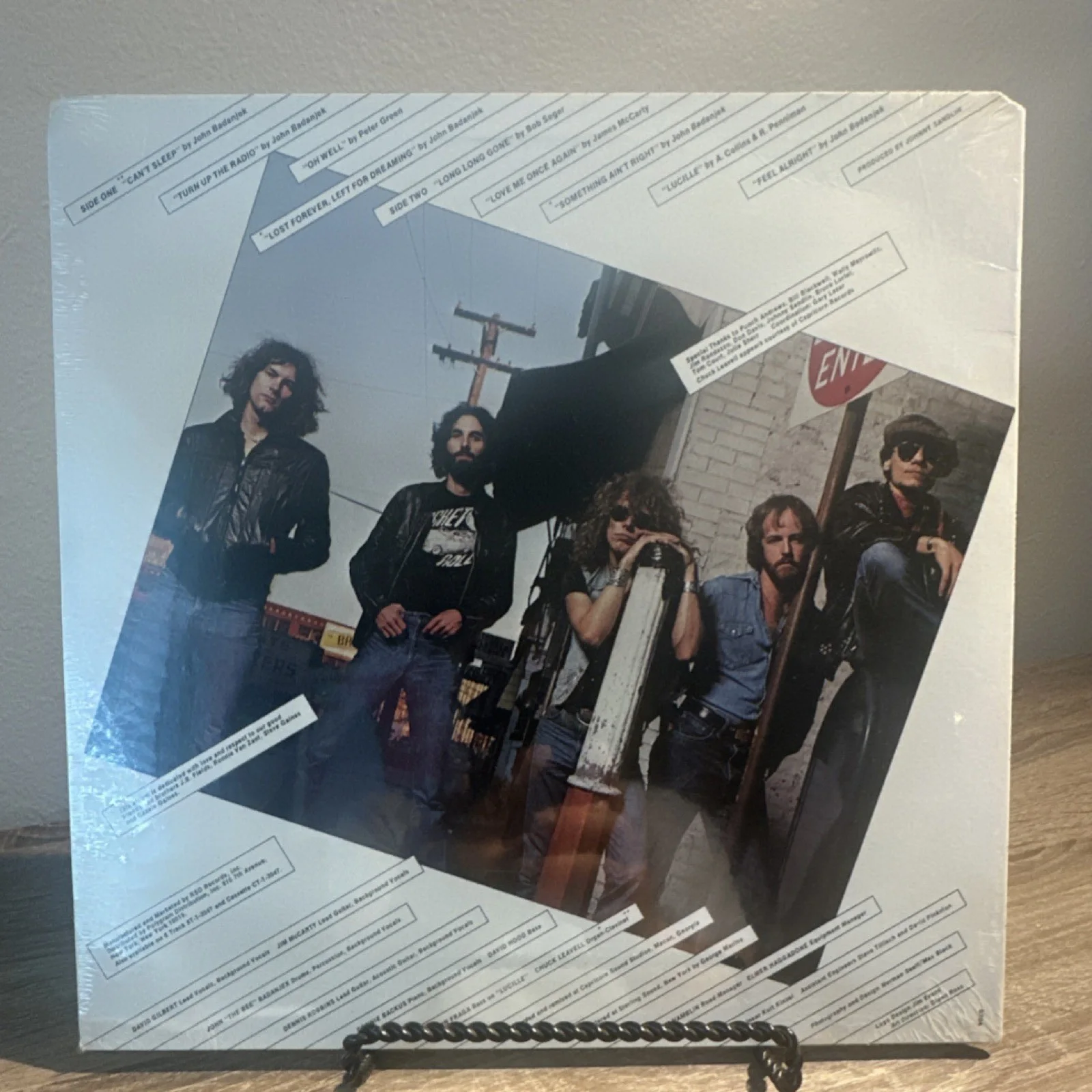 Rockets Autographed Original Vinyl Record - Turn Up The Radio, Love Me, Oh Well, изображение 2