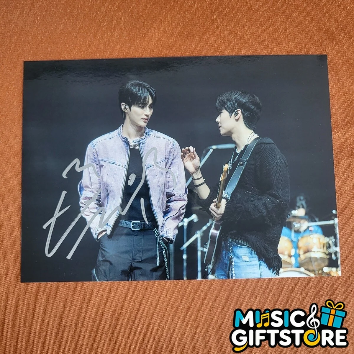 Lovely Runner Byeon Woo-Seok Signed Autographed Photo K-POP Collection 2024A #MU, изображение 4