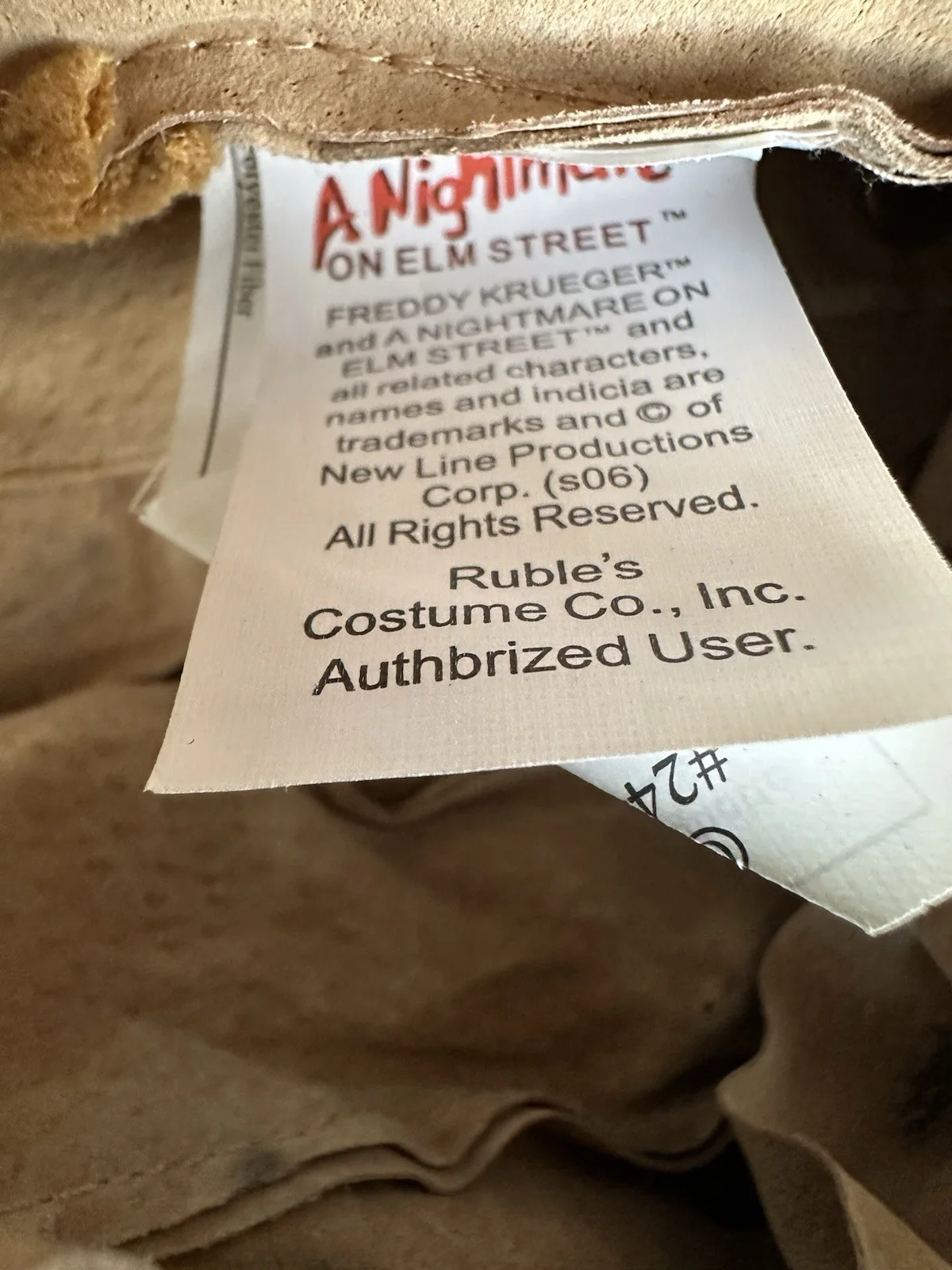 Heather Langenkamp — Heather Langenkamp Signed Freddy Krueger Replica, image 3