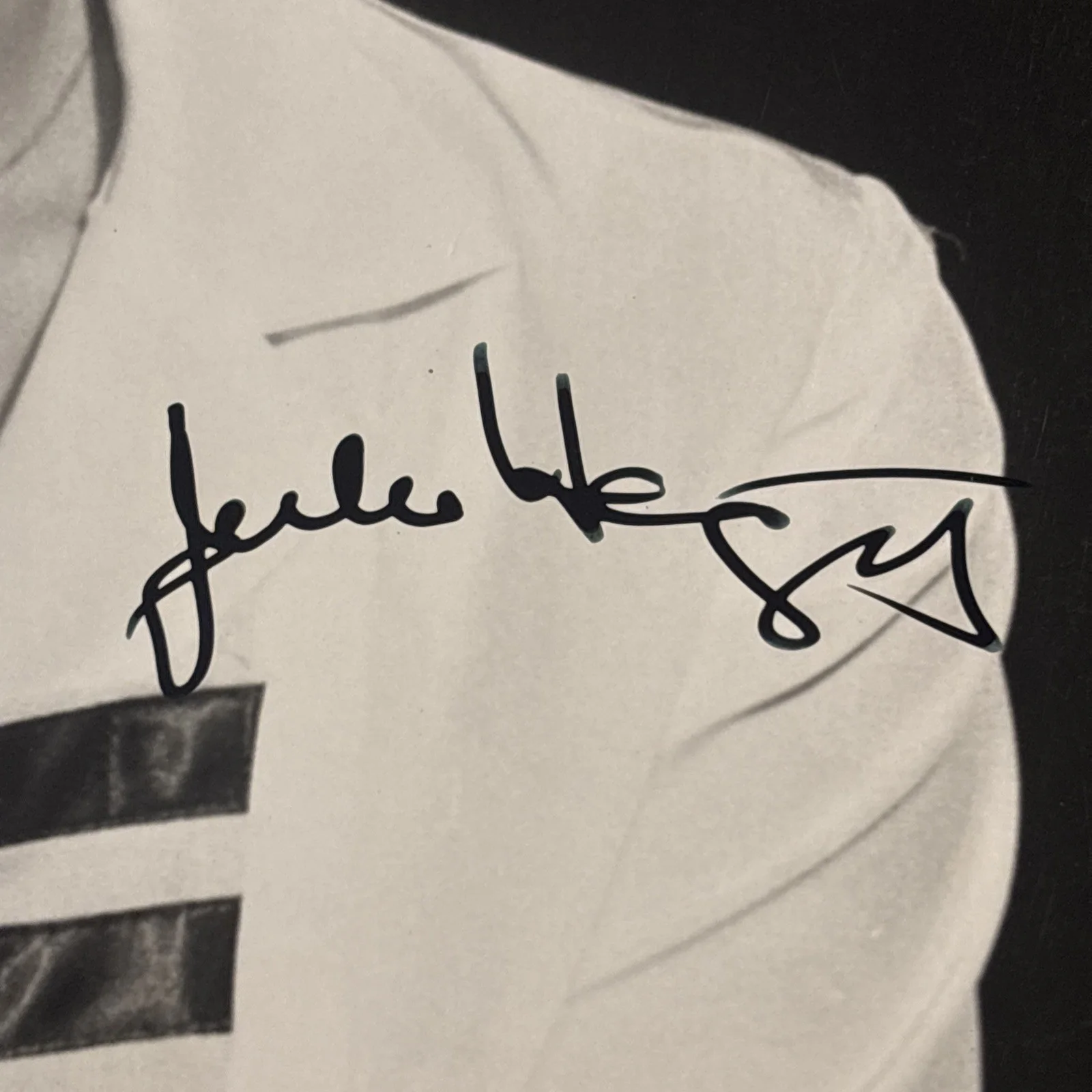 Julie Hagerty — Julie Hagerty - Signed Autograph 8x10 Photo - Airplane! IAA LOA, изображение 2