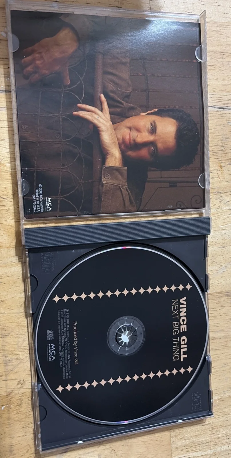 VINCE GILL Signed Next Big Thing CD Deluxe Autographed, image 2