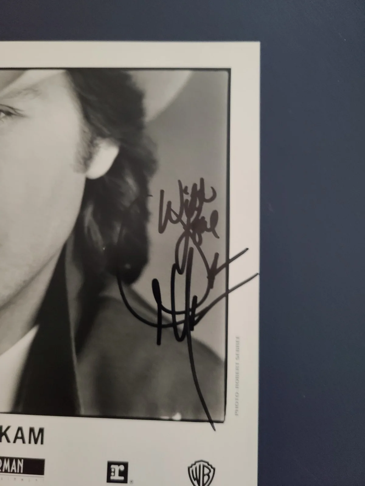DWIGHT YOAKAM Signed 8x10 Photo w/ Hologram COA, изображение 3