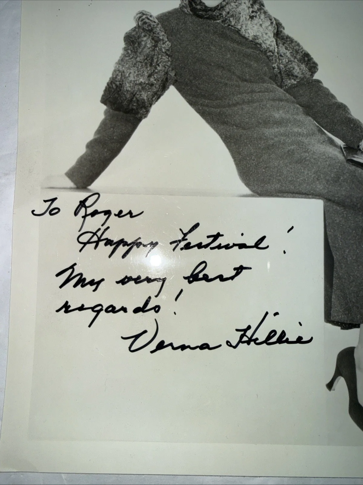 Verna Hillis — Verna Hillie Autographed Photo 8”x10”, изображение 2