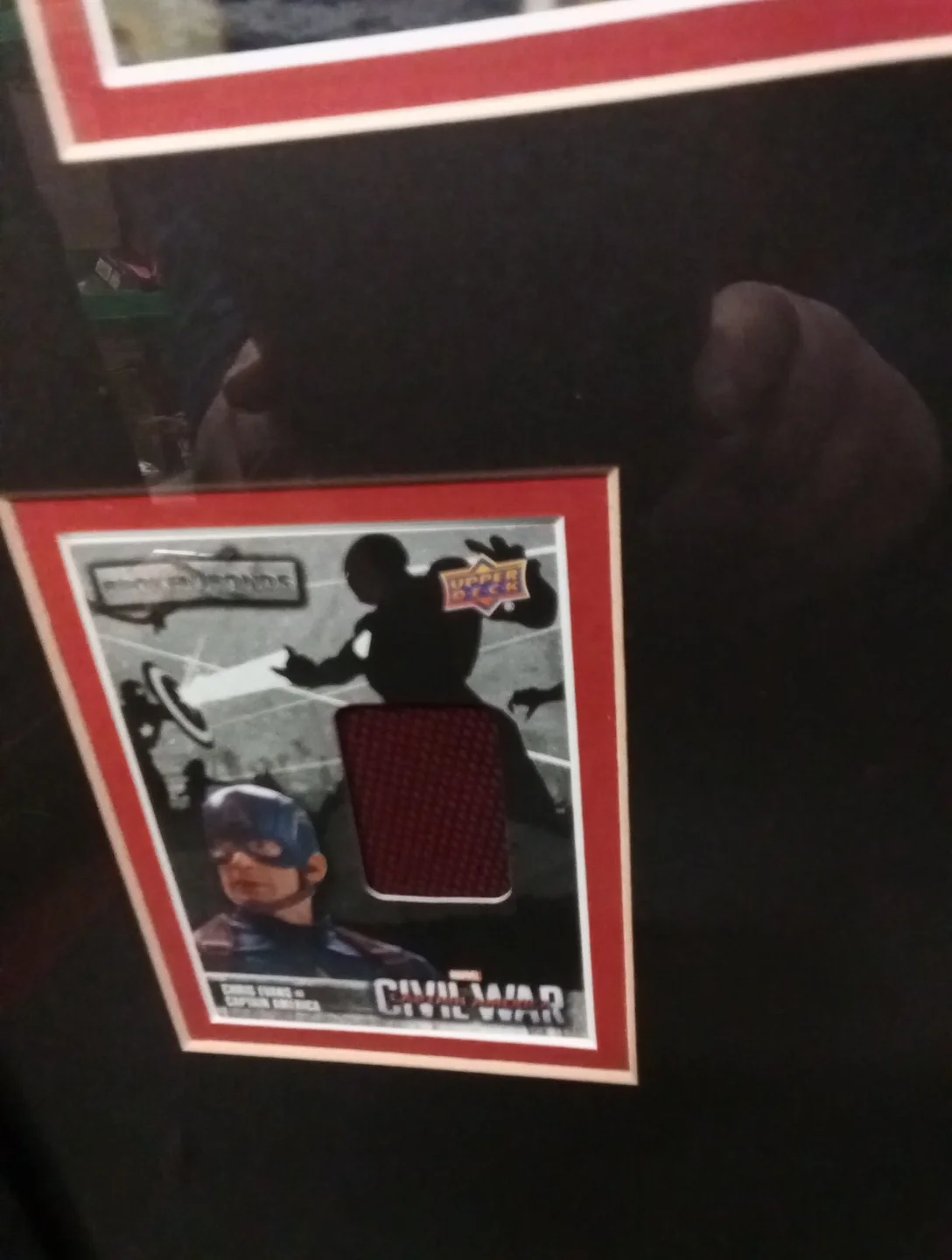 Captain America Chris Evans Signed Photo & Captain America Wardrobe Card W/ COA, изображение 4