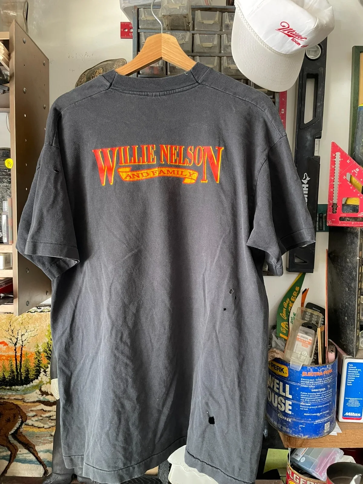 Autographed 1995 Willie Nelson And Family Vintage Shirt Size XL PSA Authentic, изображение 3