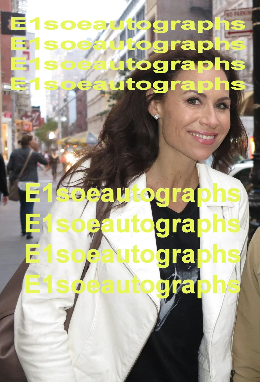 Minnie Driver — Minnie Driver signed 8x10 photo in person. Good Will Hunting, About A Boy, изображение 2