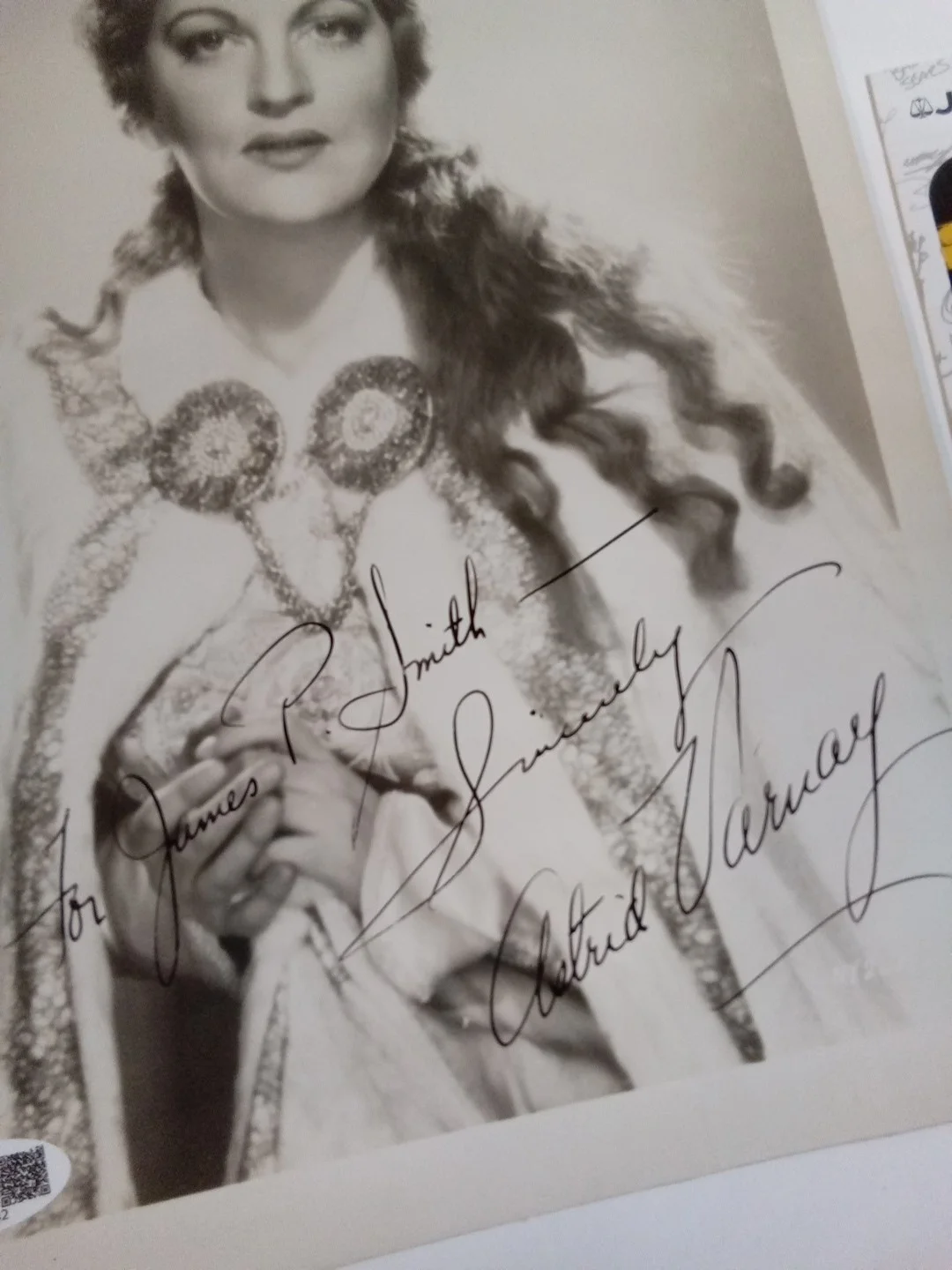 Astrid Varnay Signed 8x10 Photo JSA- Wagnerian Soprano Met Opera Legend, изображение 3