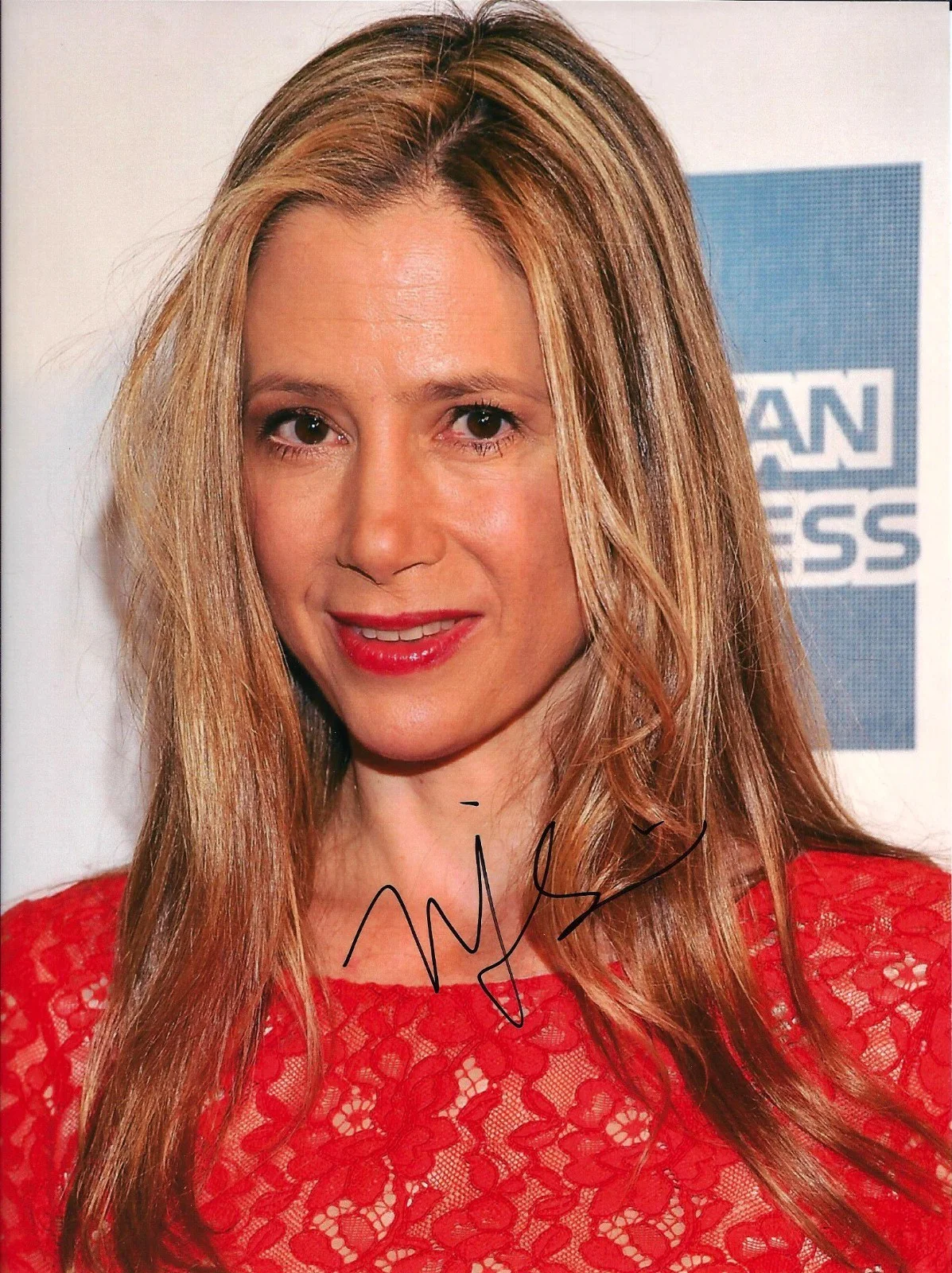 Mira Sorvino — Mira Sorvino signed 8x10 photo in person. Mimic, Romy and Michele's