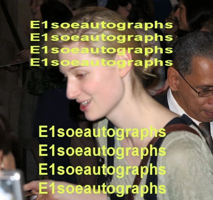 elizabeth debicki — Elizabeth Debicki signed 8x10 photo in person. Proof. The Crown, изображение 2