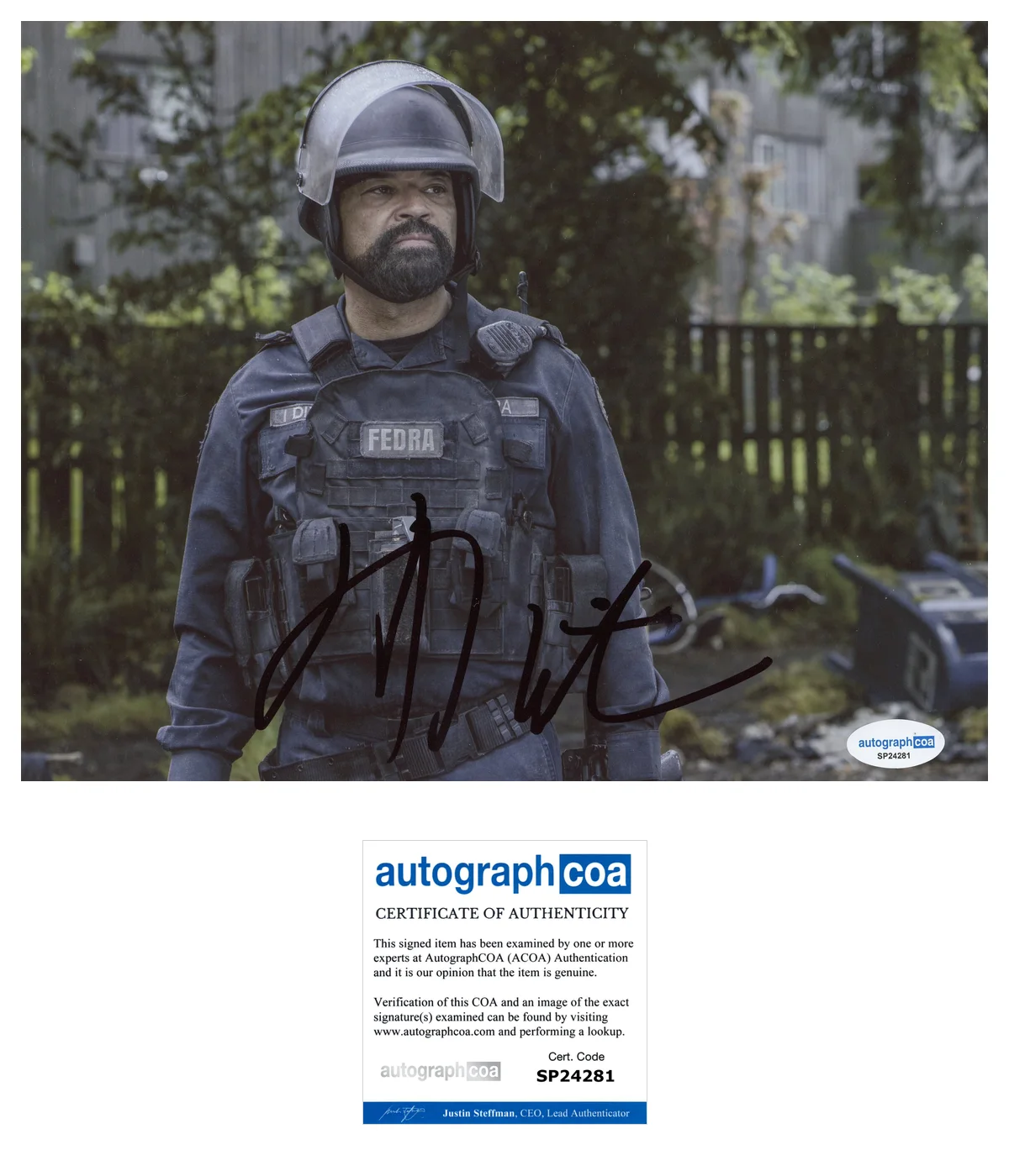 Jeffrey Wright — Jeffrey Wright Signed Autographed THE LAST OF US 'Isaac Dixon' 8x10 Photo ACOA A