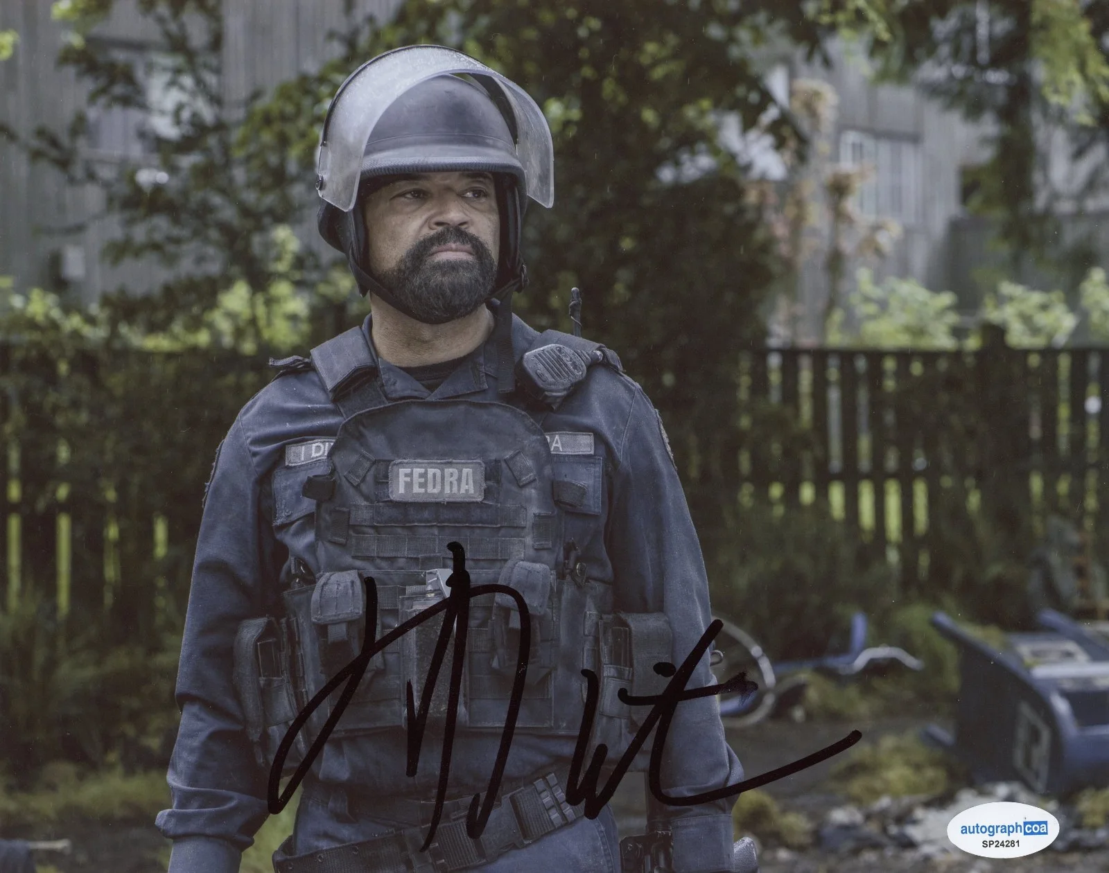 Jeffrey Wright — Jeffrey Wright Signed Autographed THE LAST OF US 'Isaac Dixon' 8x10 Photo ACOA A, image 2