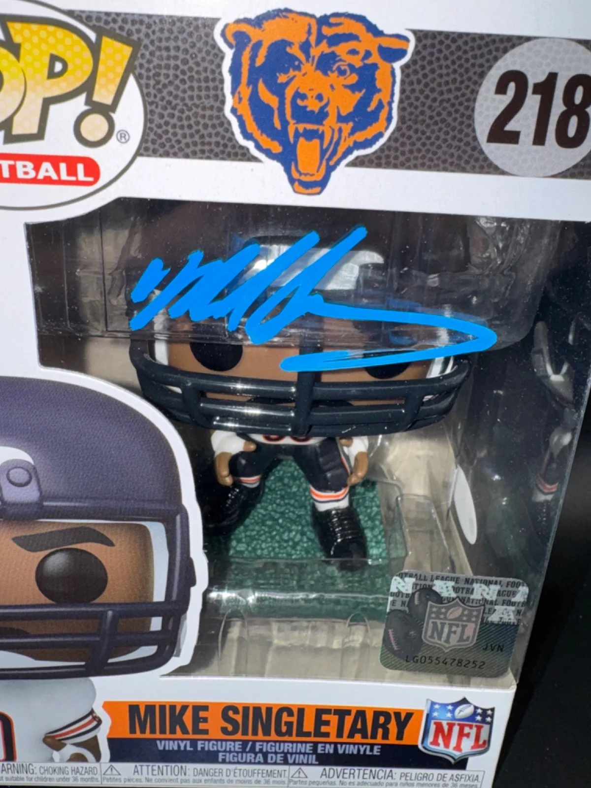 MIKE SINGLETARY — MIKE SINGLETARY signed auto CHICAGO BEAR FUNKO POP FIGURE #218 w/ COA JSA, image 2