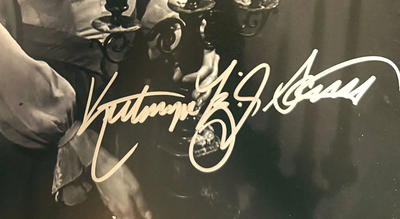 Kathryn Leigh Scott Dark Shadows signed 8x10 photo read description, image 2