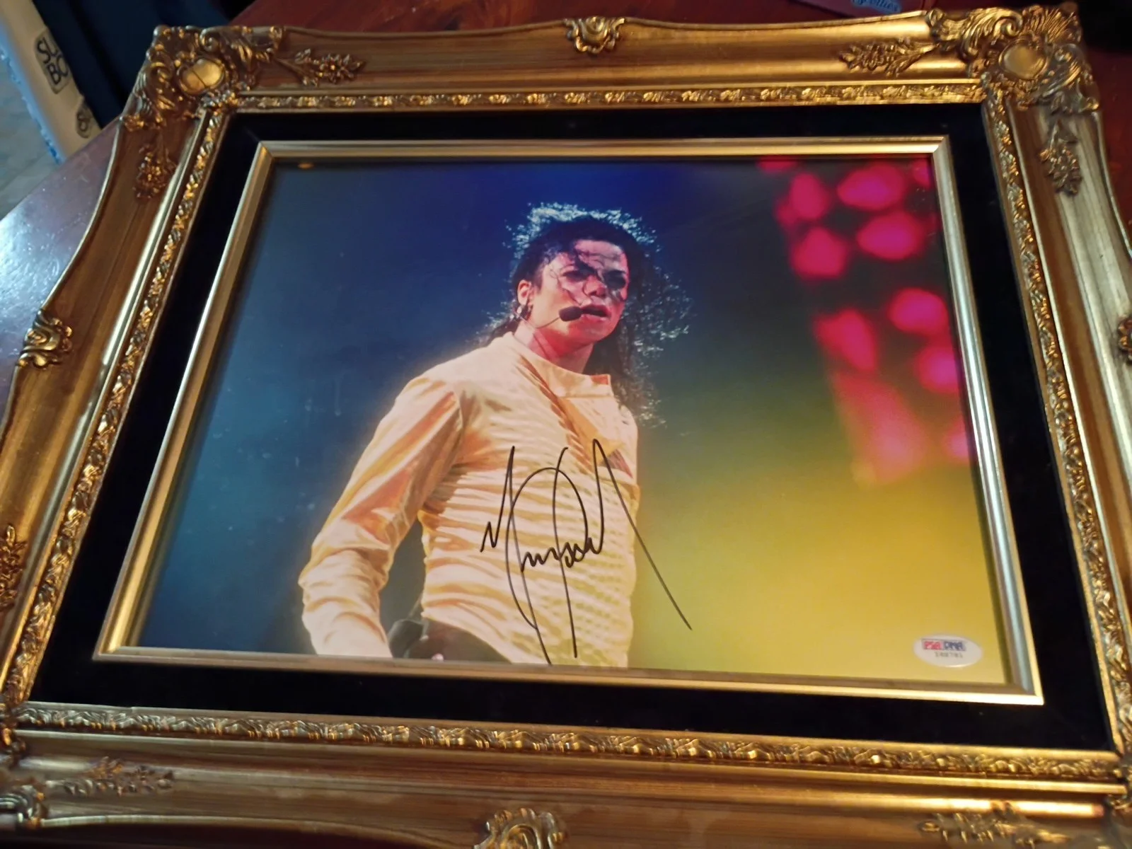 MICHAEL JACKSON AUTOGRAPHED 11x14 COLOR PHOTO - PSA DNA FULL LETTER CERTIFICATE, изображение 5