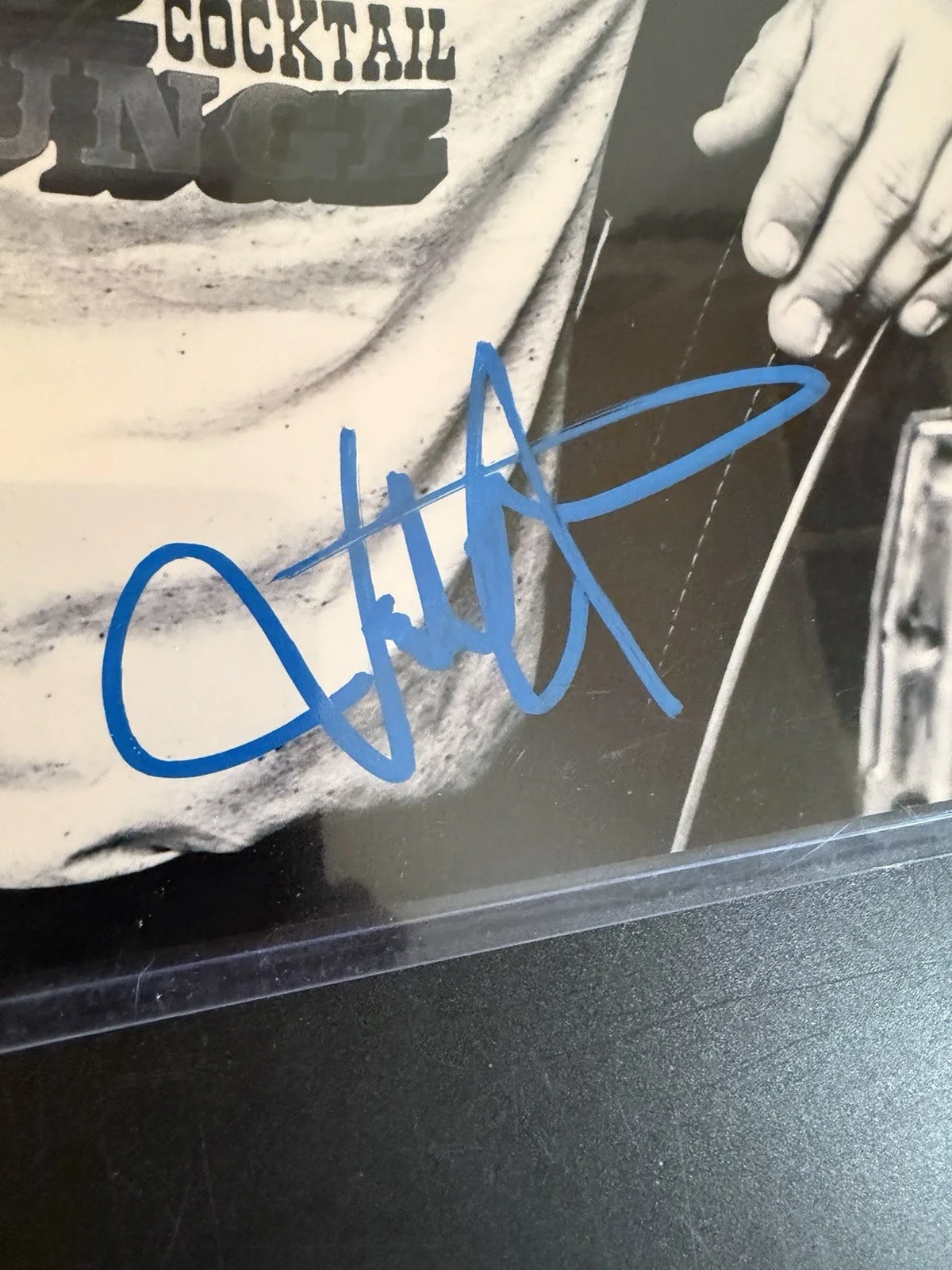 AUTHENTIC Billy Strings AUTOGRAPHED 11x14 Photo Beckett COA, image 3