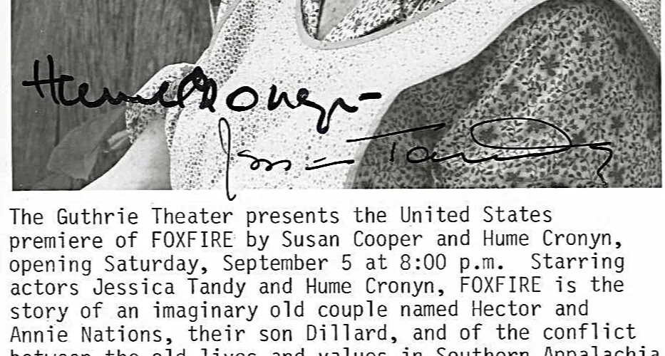 HUME CRONYN, JESSICA TANDY — HUME CRONYN AND JESSICA TANDY HAND SIGNED PRESS PHOTO OF FOXFIRE 5x8, image 2