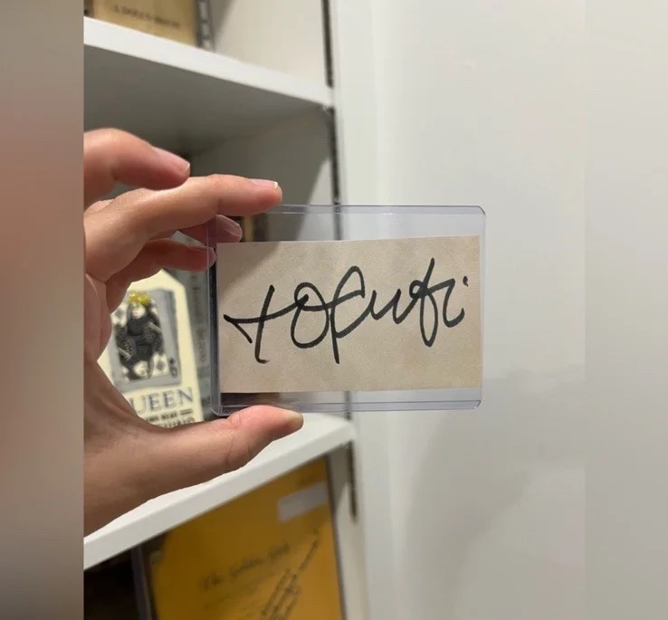 Authentic TONY CURTIS Autograph — BLACK SHARPIE, image 3